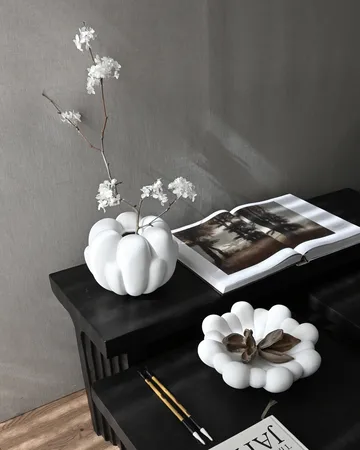 Bloom Tray schaal medio Ø28,5 cm - Bone white - 101 Copenhagen