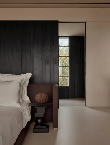 Bloom vaas petit 22,5x24 cm - Almond - 101 Copenhagen