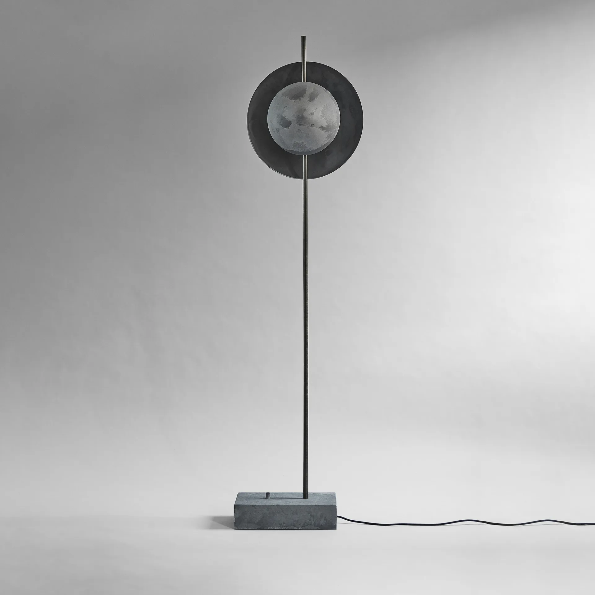 Dawn vloerlamp 168 cm, Geoxideerd 101 Copenhagen