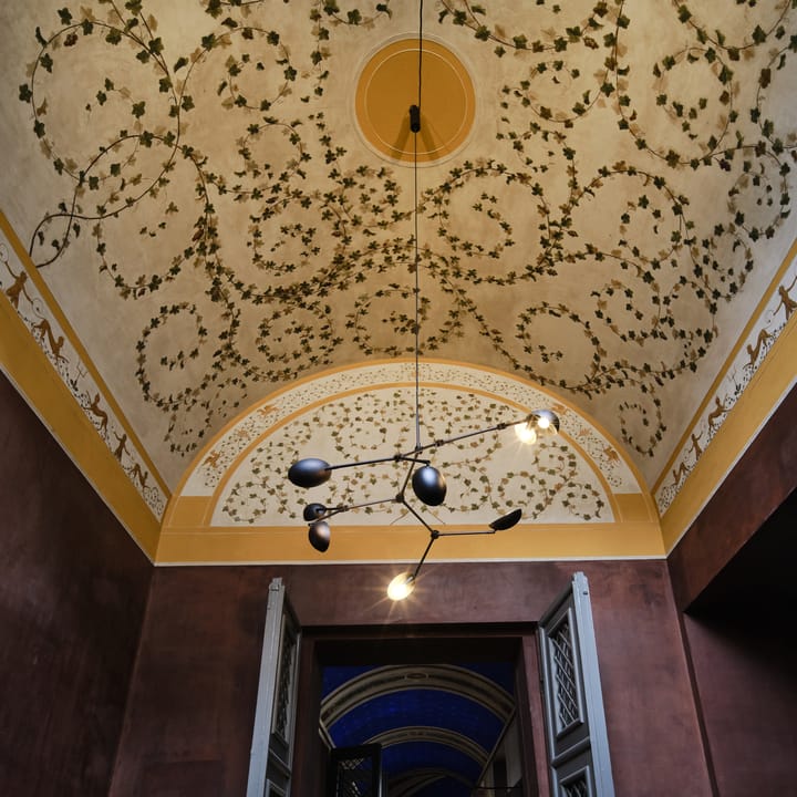 Drop Chandelier kroonluchter, Burned black 101 Copenhagen