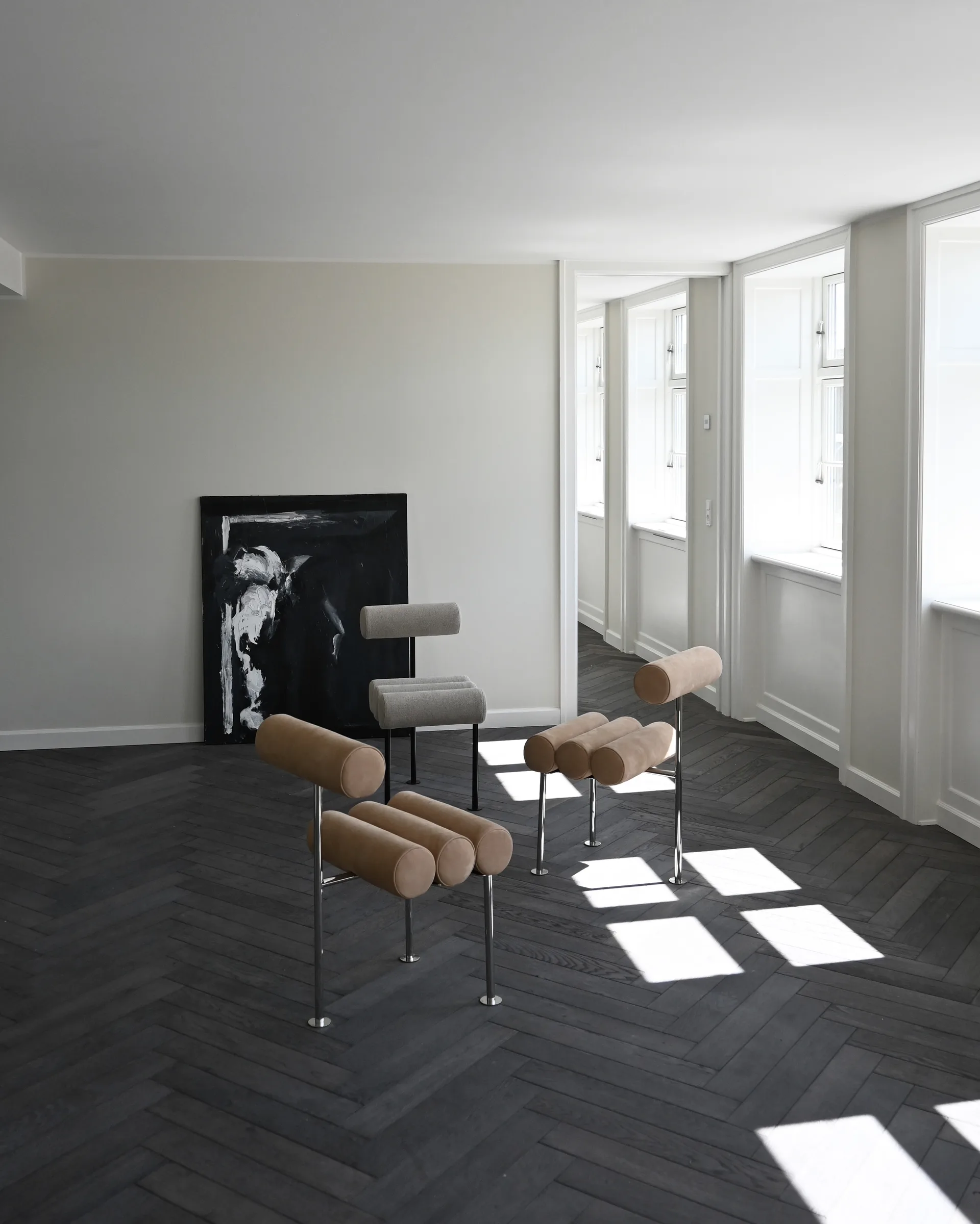 Hiro eetkamerstoel, Black frame-Sand 101 Copenhagen