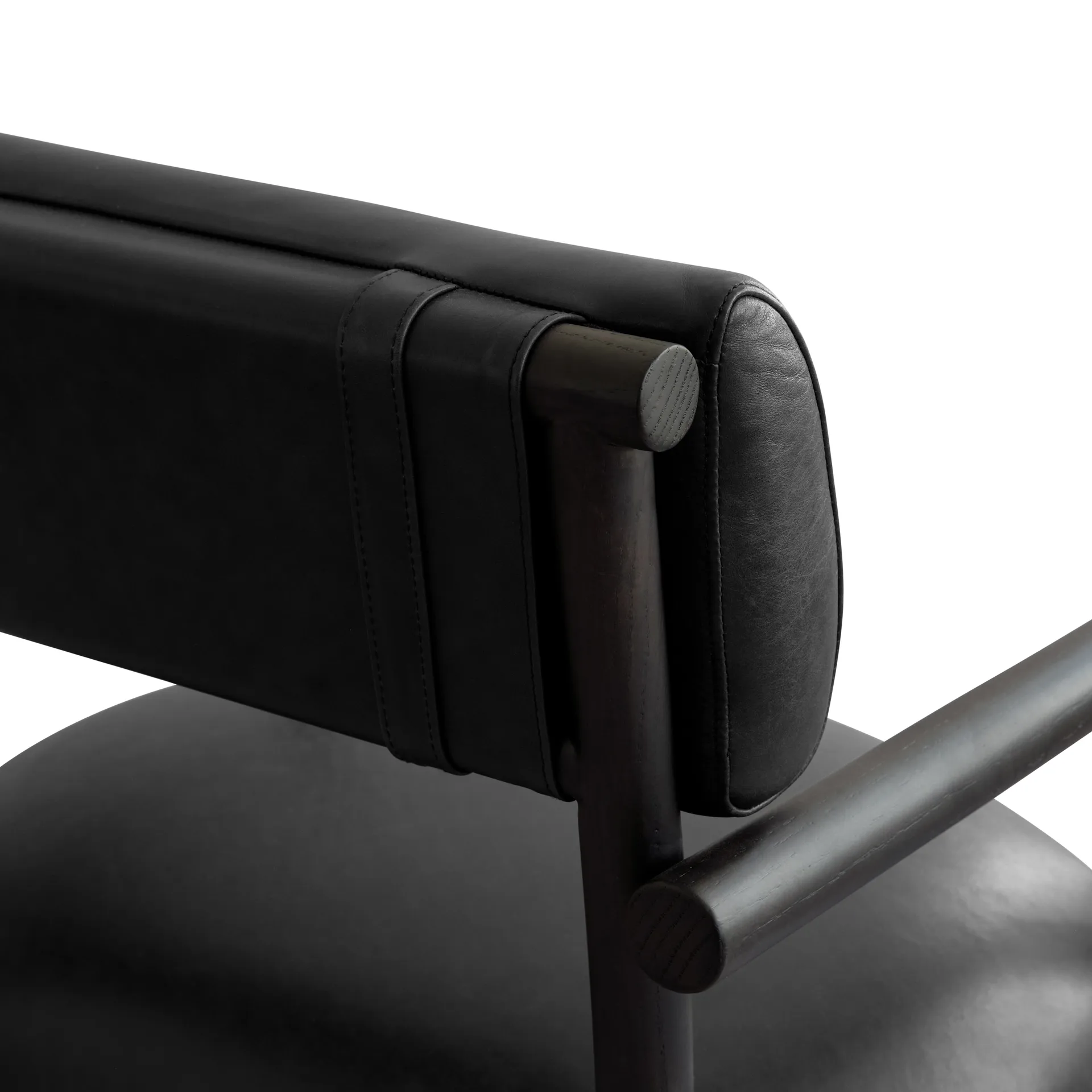 Nama lounge chair, Aniline leather zwart 101 Copenhagen