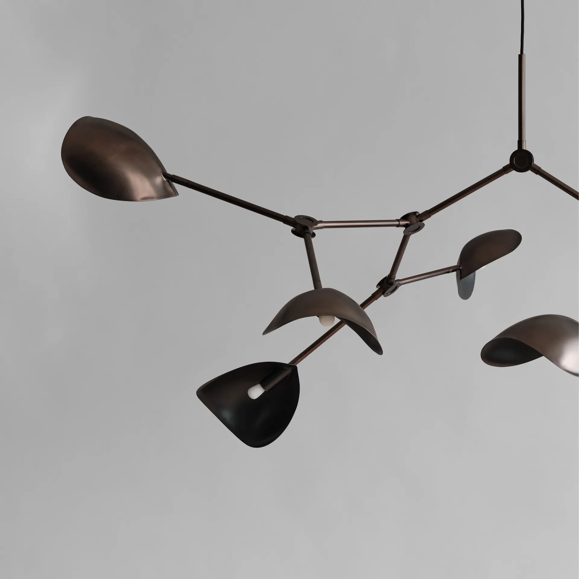 Stingray kroonluchter Grande, Bronze 101 Copenhagen