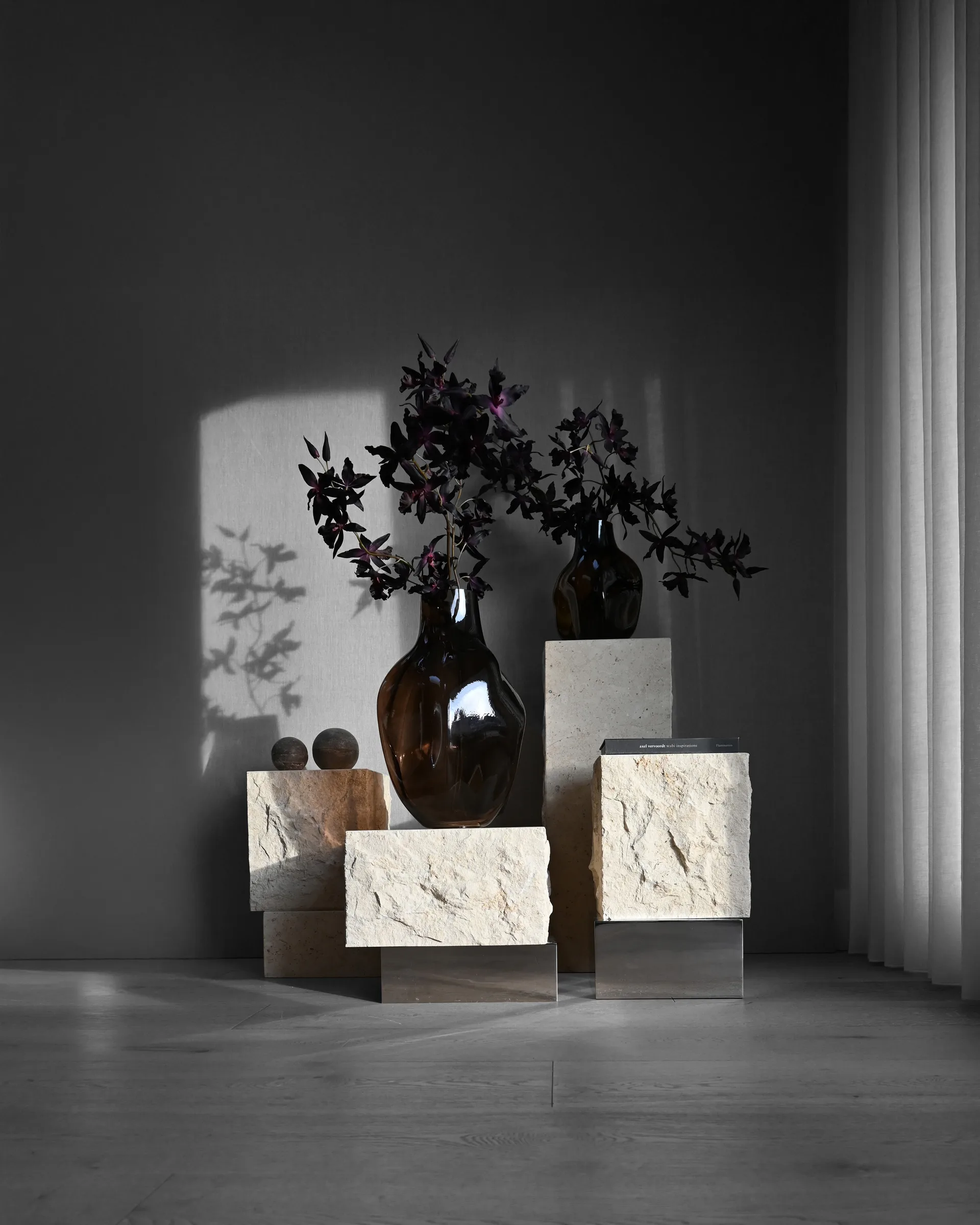 Temple bijzettafel tall 50x33 cm, Chrome-limestone 101 Copenhagen