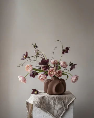 Wabi Medio vaas 28 cm - Almond - 101 Copenhagen