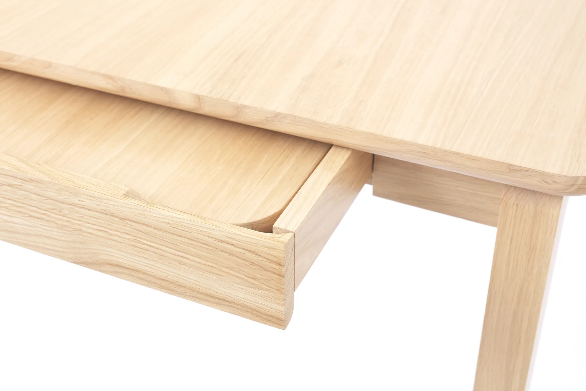 Alfred eettafel, Witgepigmenteerd eikenhout, 90x220 cm 1898