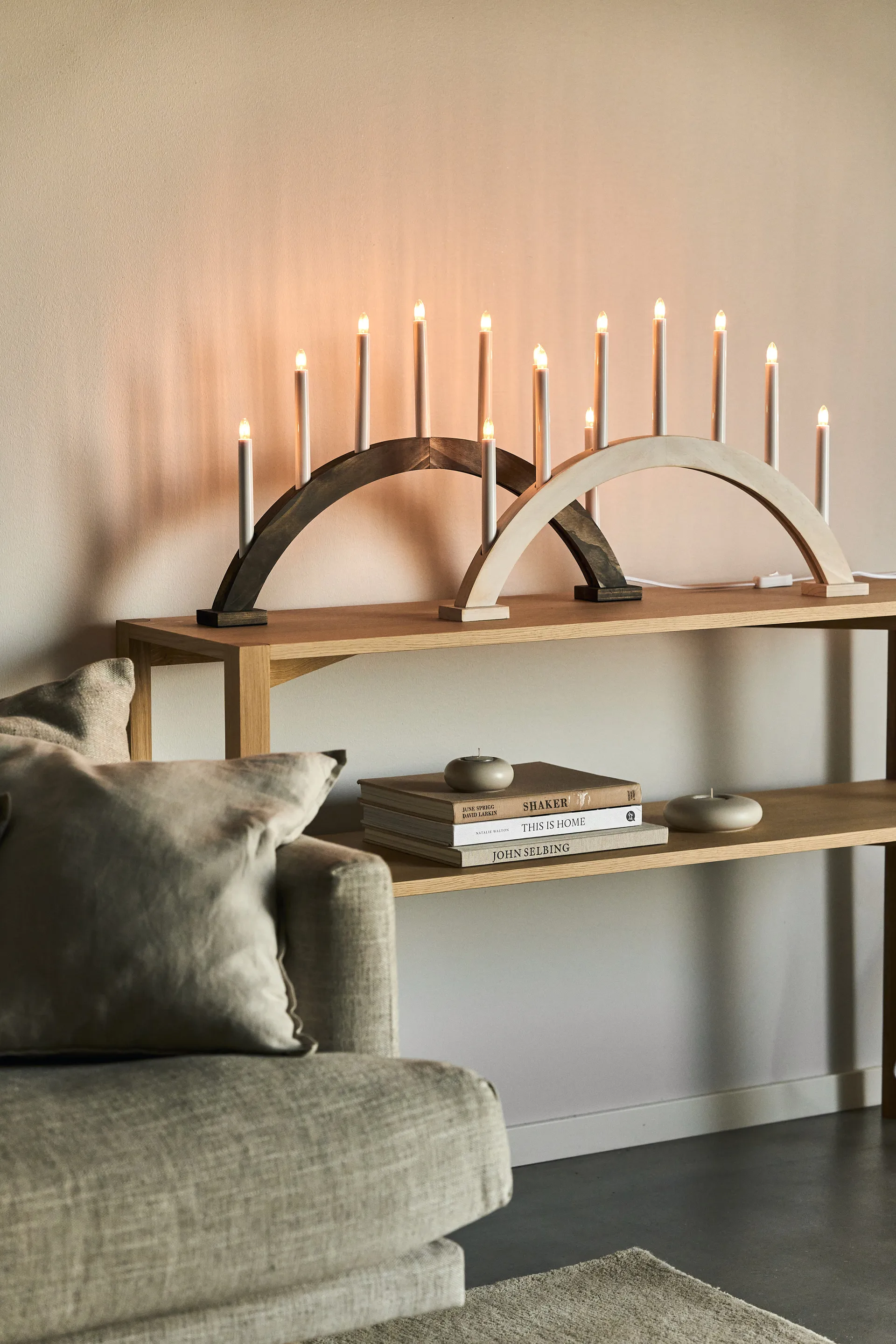 Anton consoletafel 35x125 cm, Witgepigmenteerd eikenhout 1898