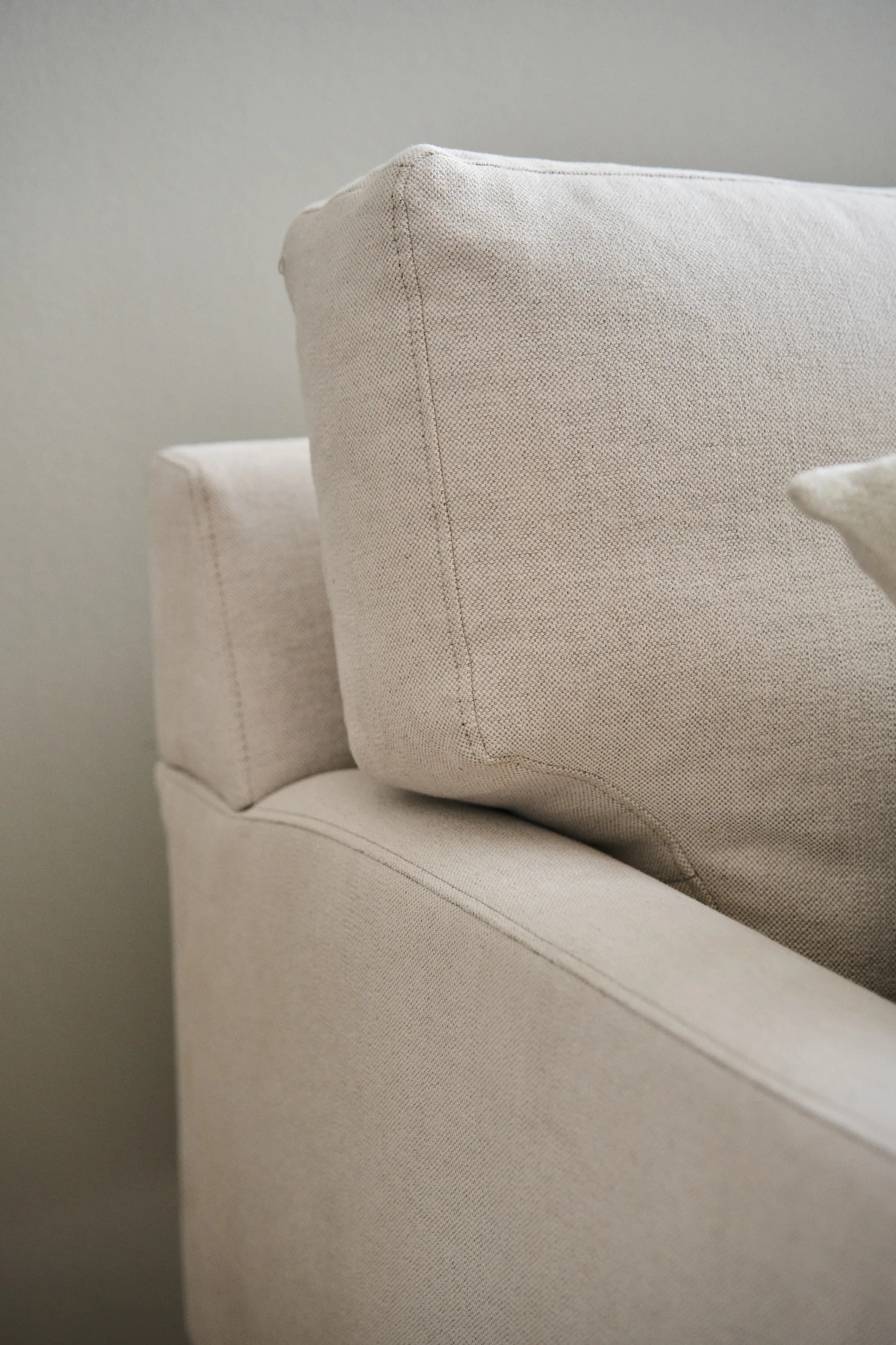 Lidnäs driezitsbank, Caleido beige 1898