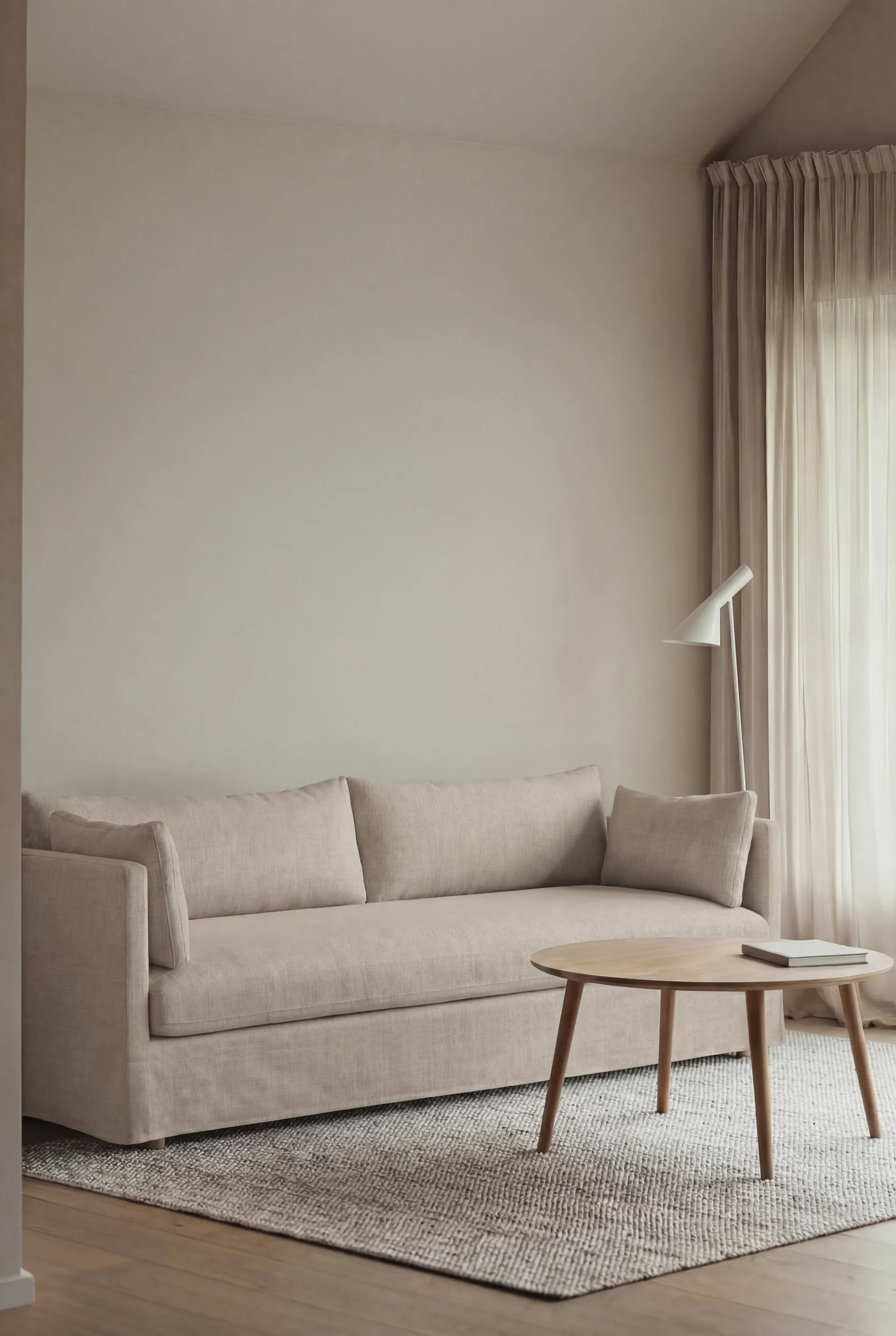 Linnevik sofa, Same Beige 6670-witgeoliede eiken, 4-zits, met rok 1898