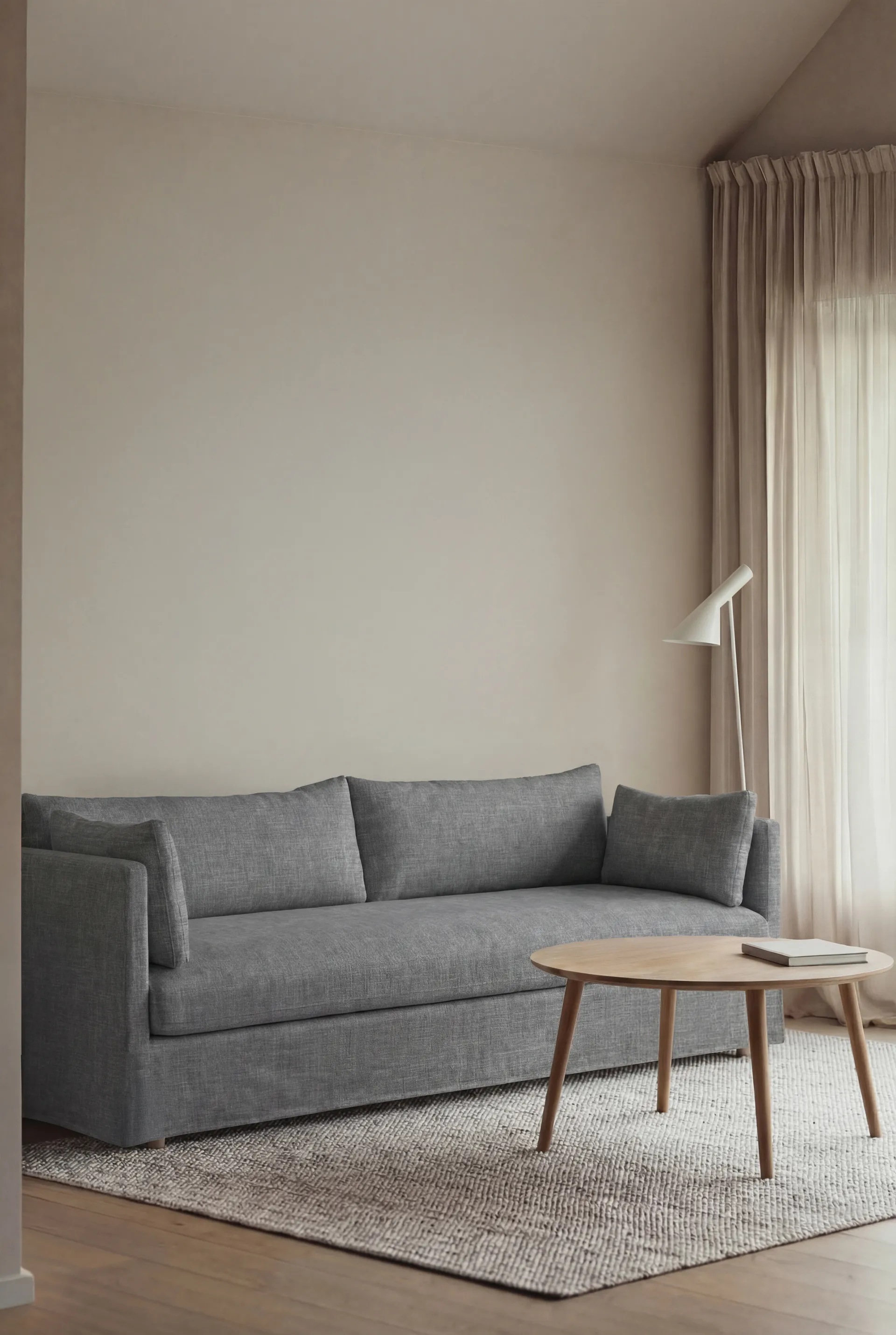 Linnevik sofa, Same Blue 6678-witgeoliede eiken, 4-zits, met rok 1898