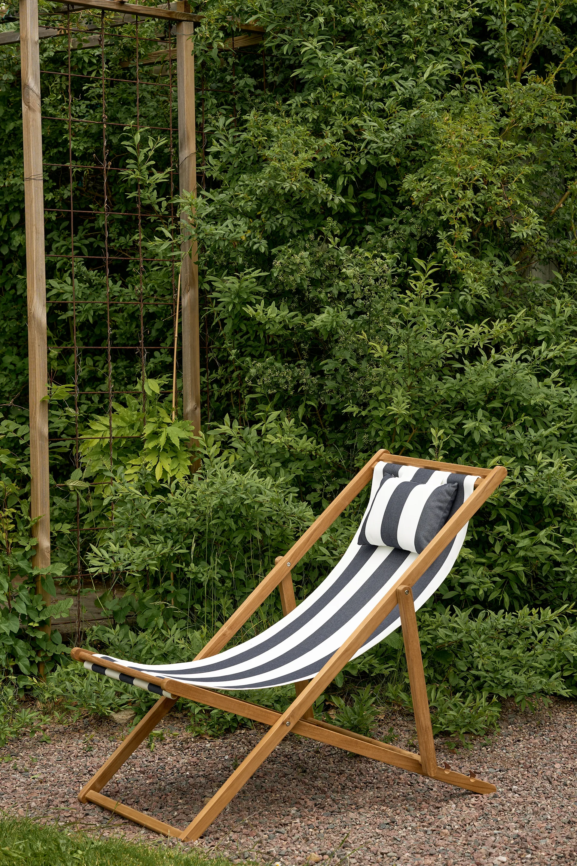 Lyckesand ligstoel, Teak-blue 1898