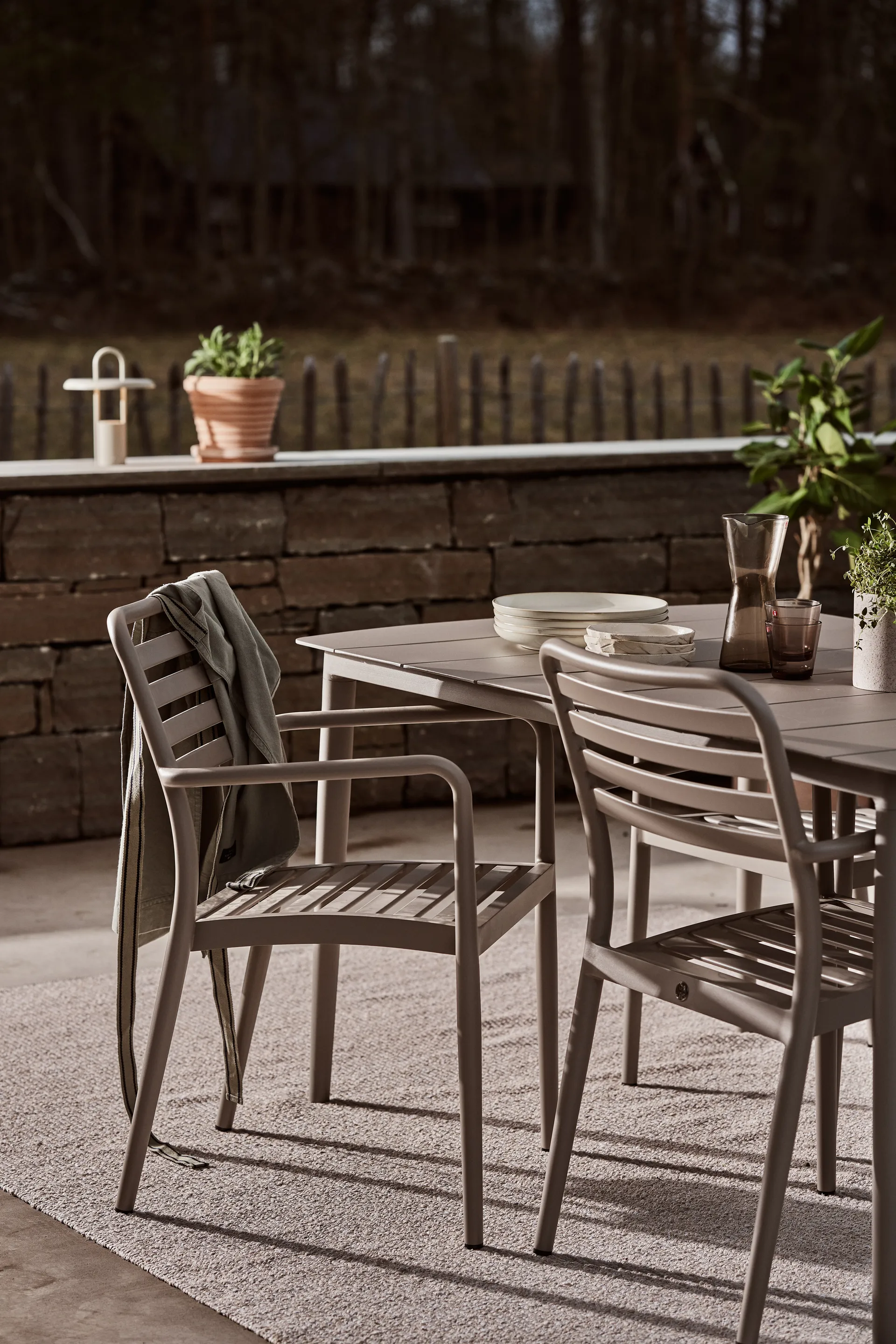 Messina stoel met armleuningen, Taupe 1898