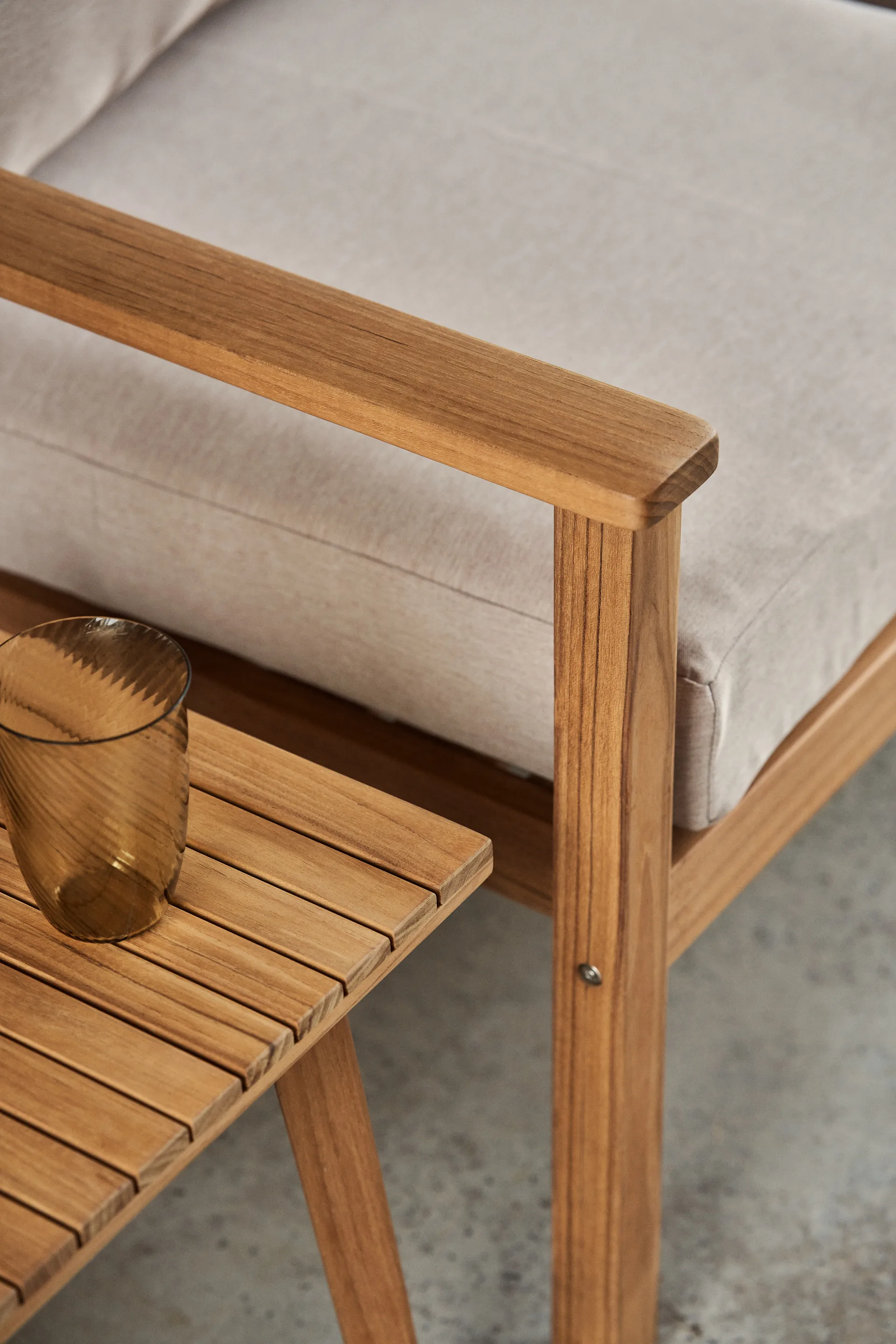 Sköndal bijzettafel teak, 35x35x40 cm 1898