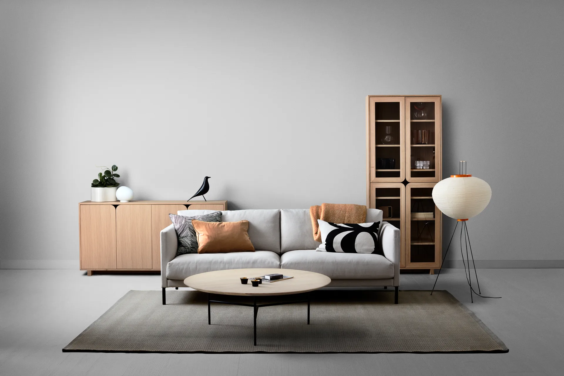 Vidja sideboard, Witgepigmenteerd eikenhout 1898