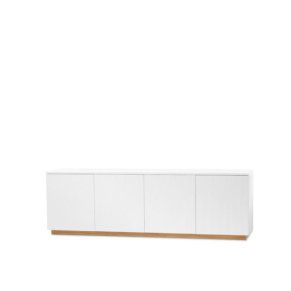 Beam sideboard, witte lak, sokkel van geolied eikenhout A2