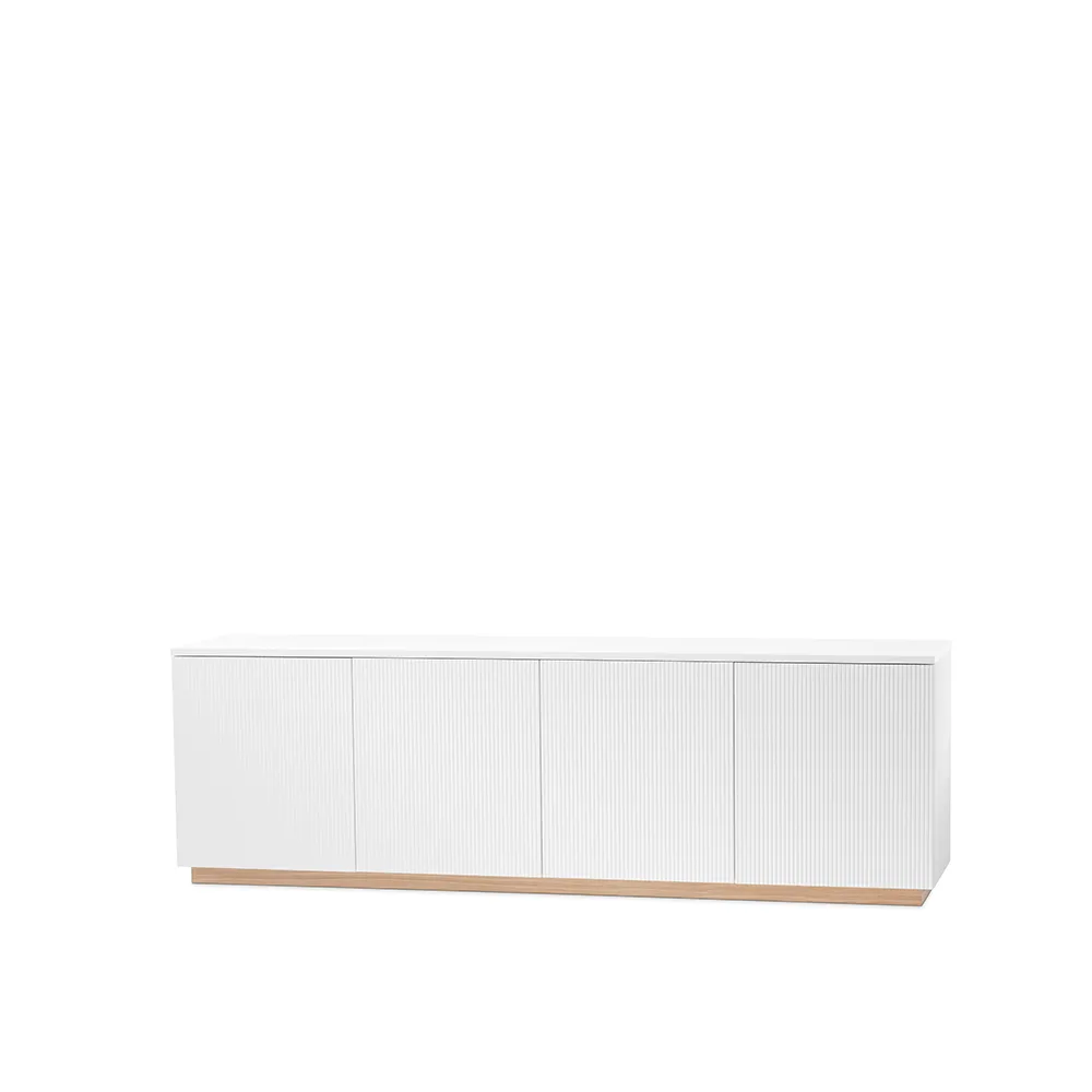 Beam sideboard, witte lak, sokkel van witgeolied eikenhout A2