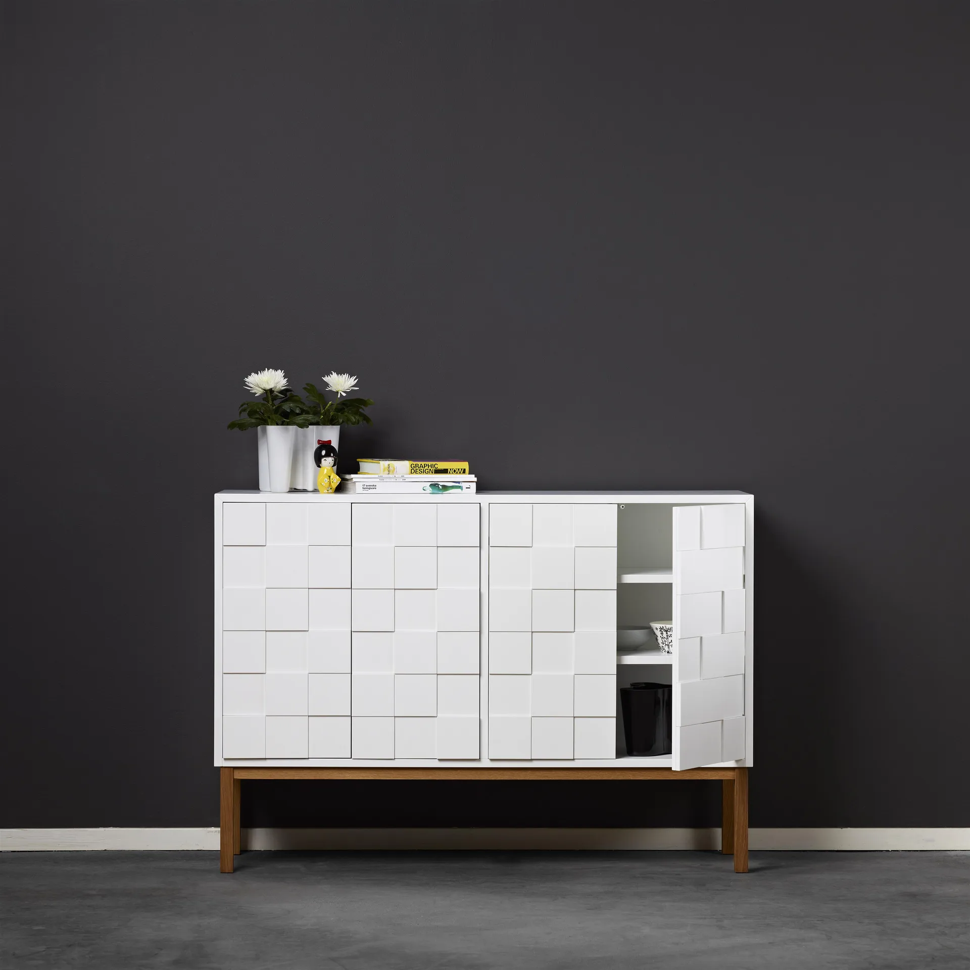 Collect kast 2010 laag, eikenhout A2