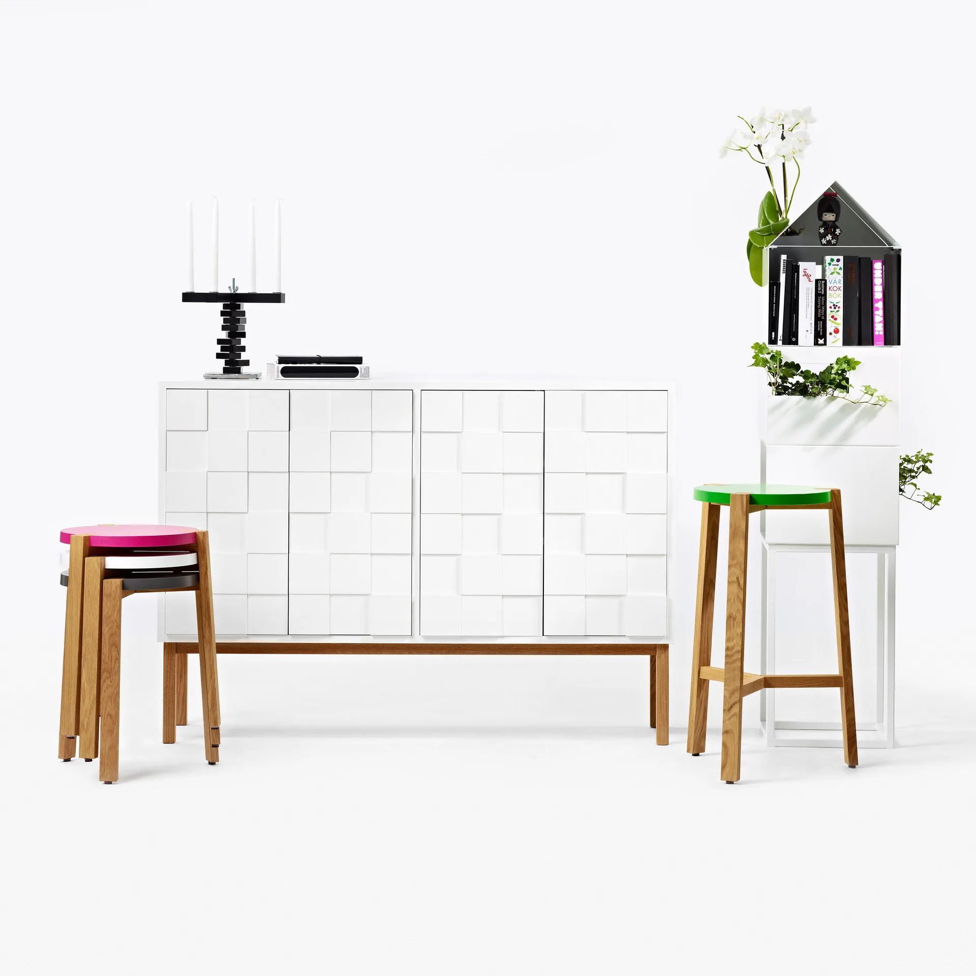 Collect kast 2010 laag, Witgeolied eikenhout A2