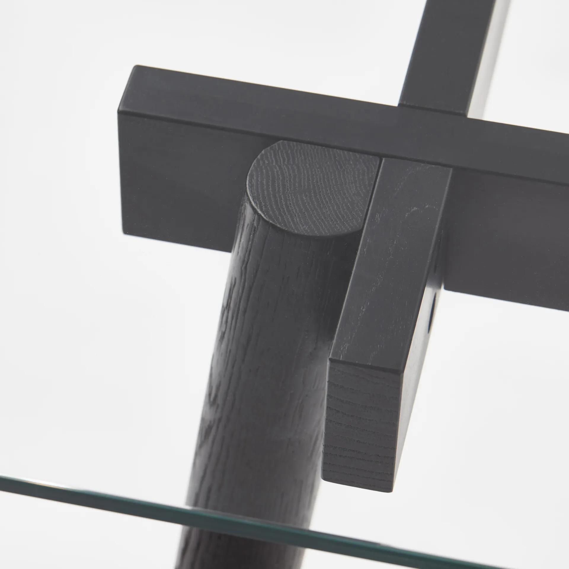 Corners eettafel, witgeolied eikenhout, glas A2