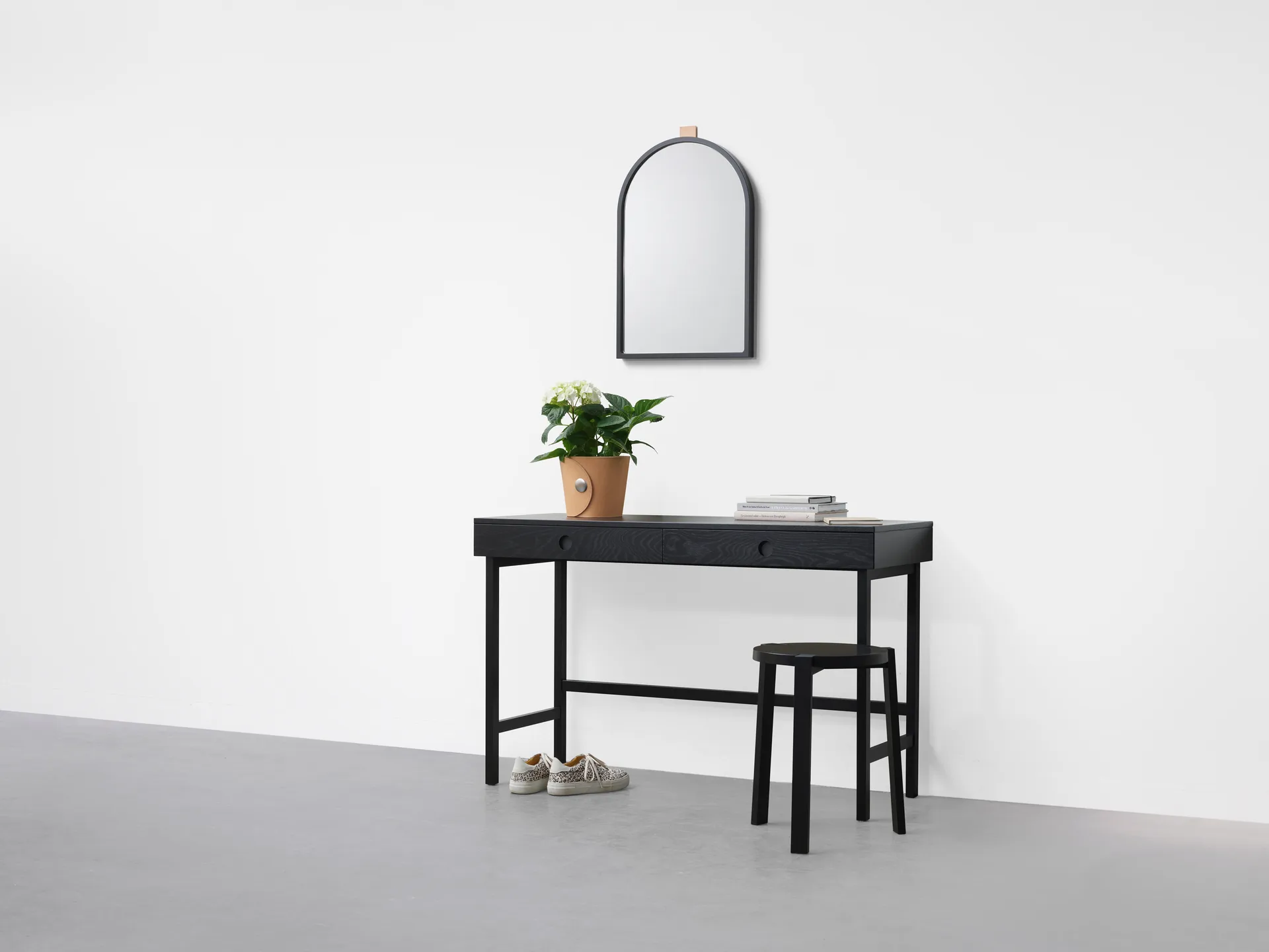 Mind bureau, Zwart gebeitst eiken, 118x74x44 cm A2