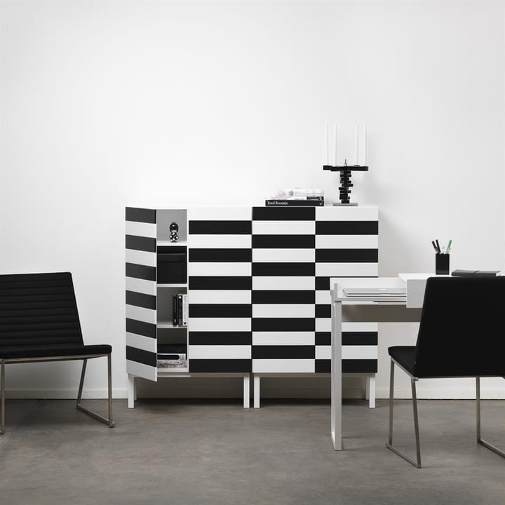 NO 24 kast, zwart-wit A2