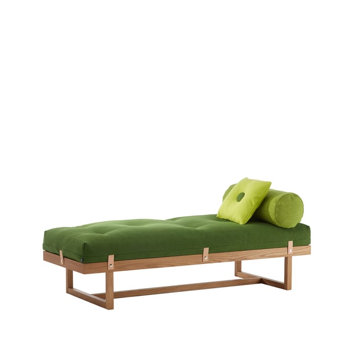 Stay daybed - stof groen, frame in geolied eikenhout - A2