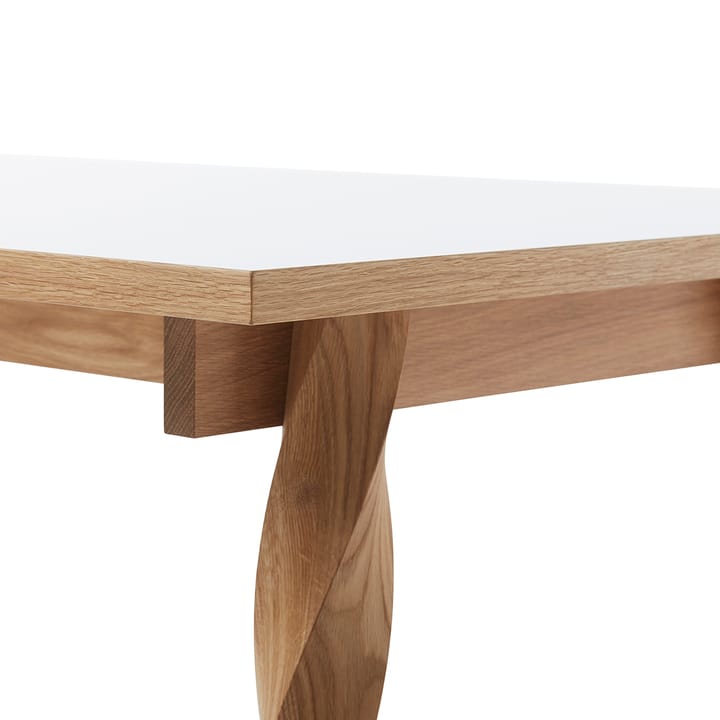 Twist eettafel, Eikenhout-wit A2