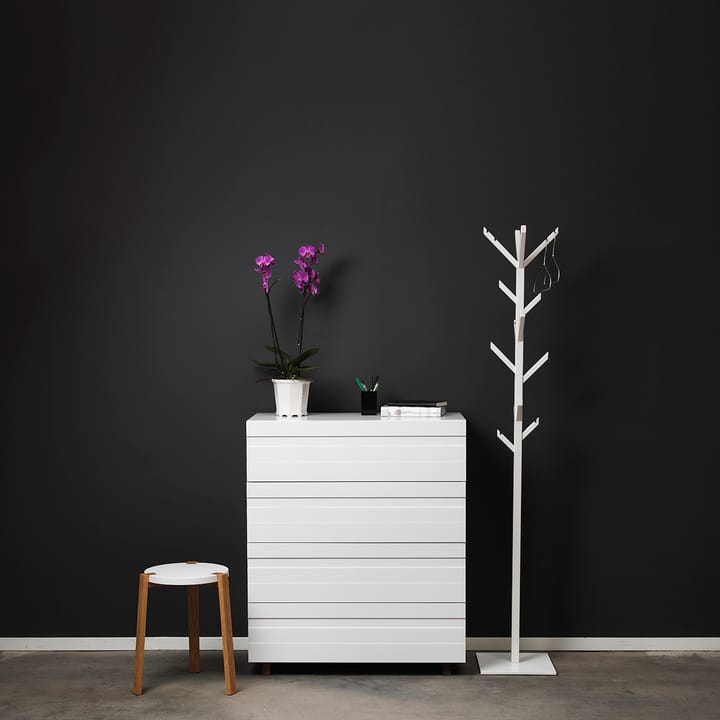 White ladekast 4 lades, Eikenhouten poten A2