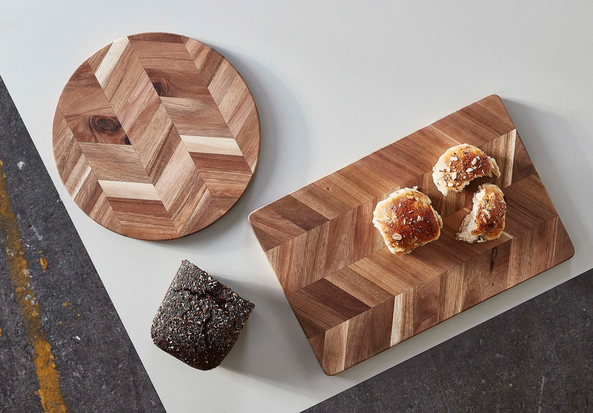 Heering bone snijplank 26x40 cm, Acacia Aida