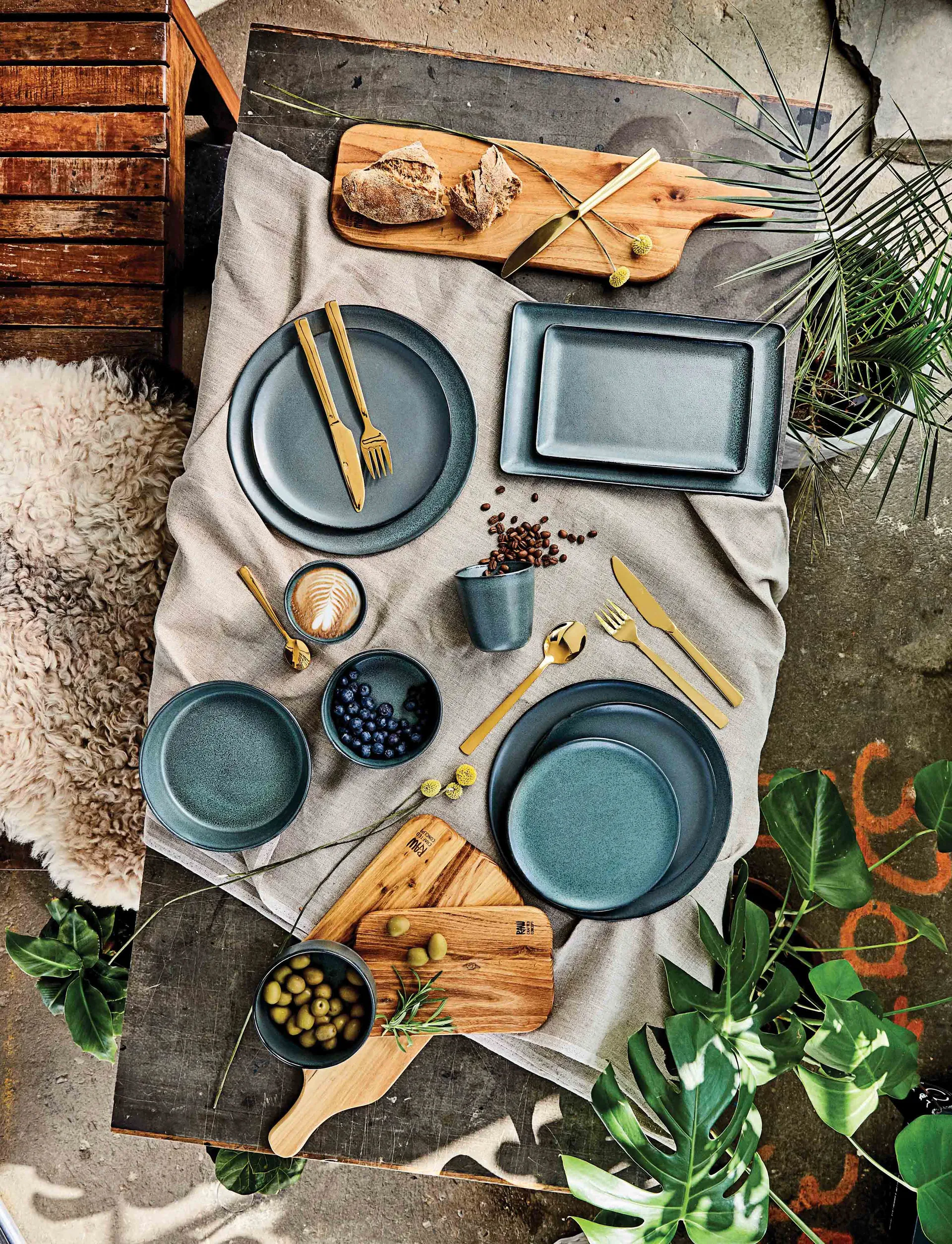 Raw bestekset 60-delig, Gold Aida