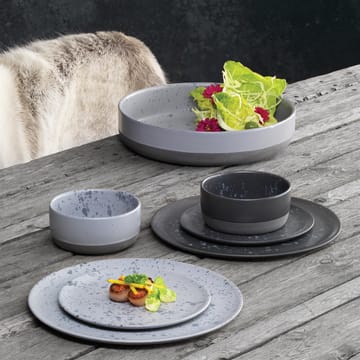 Raw bord Ø20 cm. - grijs met stippen - Aida