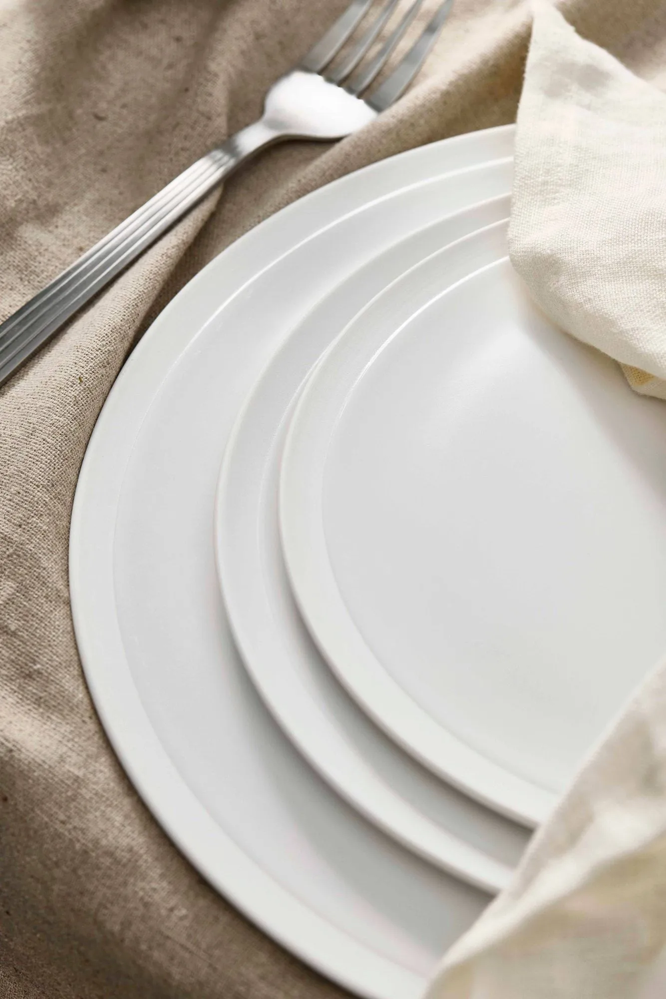 Raw bord Ø20 cm., Pure Porcelain Aida