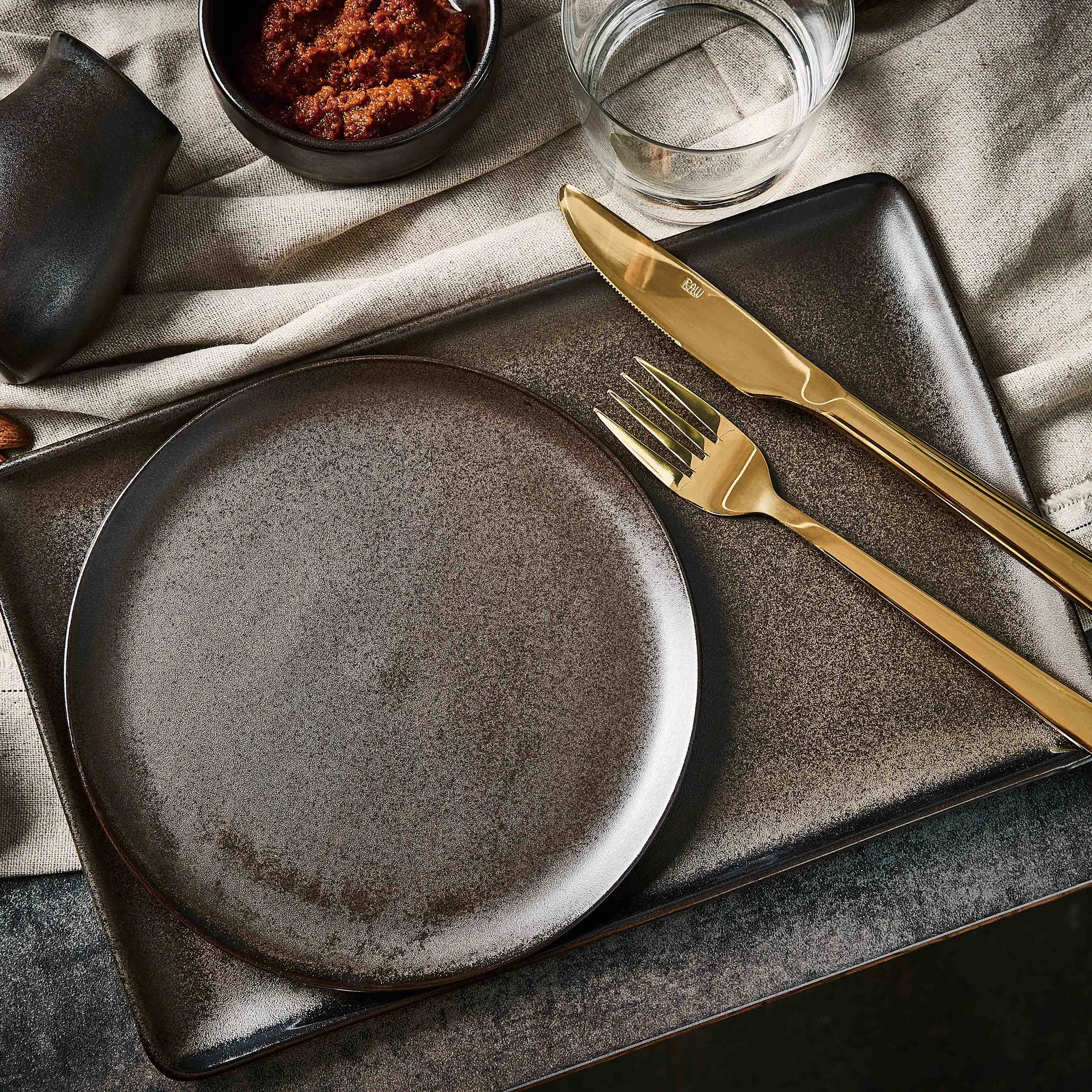 Raw bord 31,5 x 20 cm., Metallic brown Aida