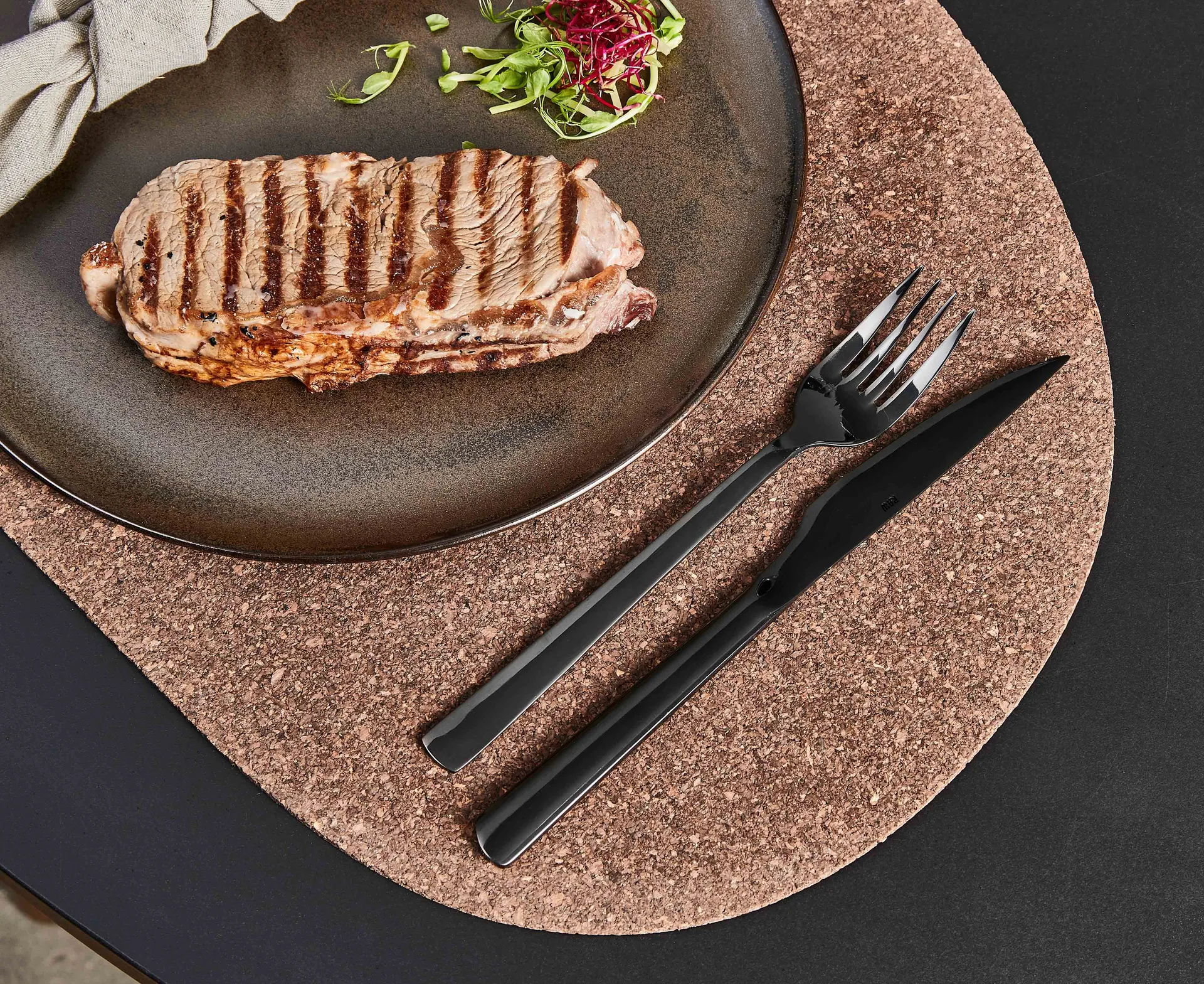 Raw grillbestek 8-delig, Zwart Aida