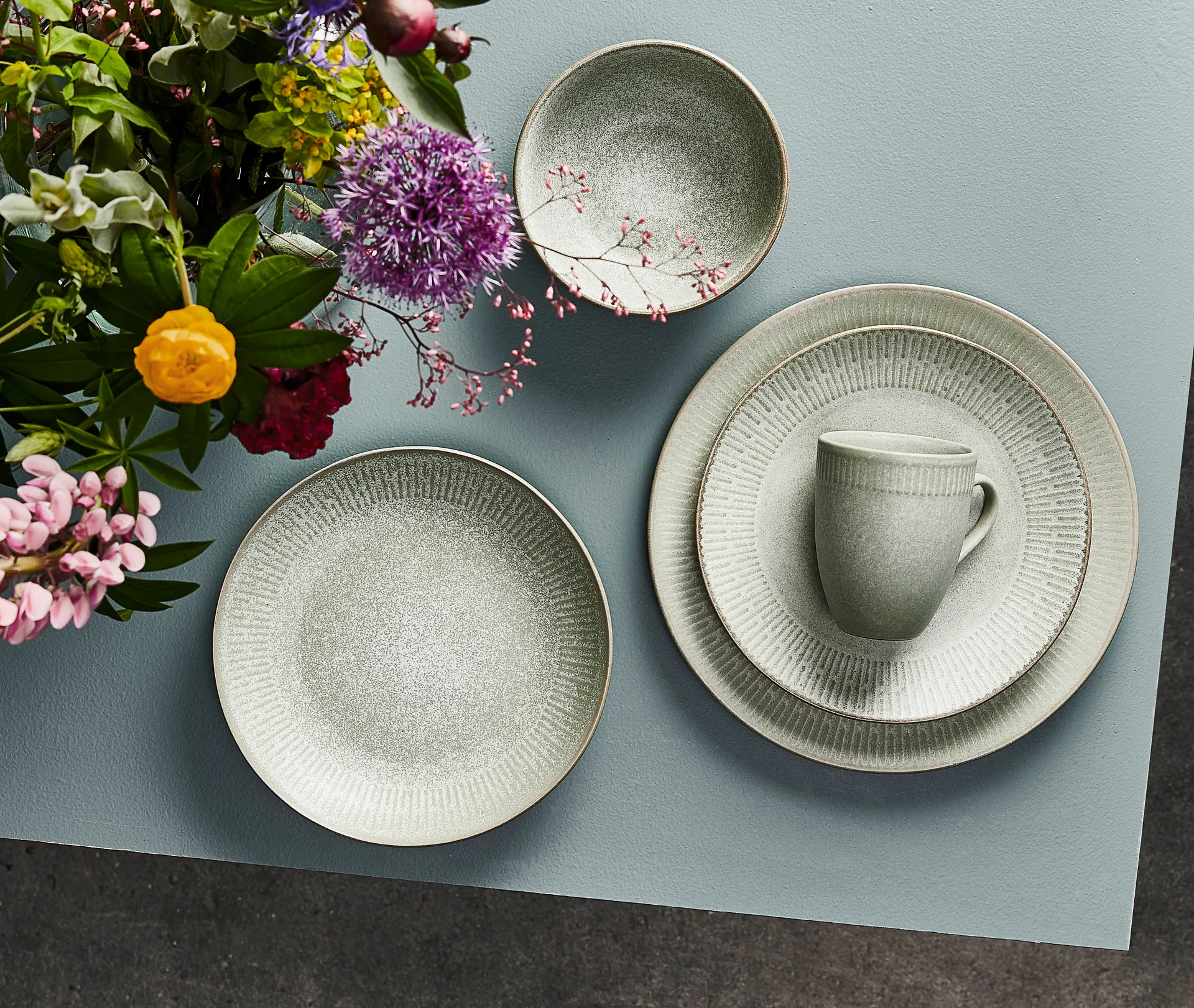 Relief bord 22 cm, Groen Aida