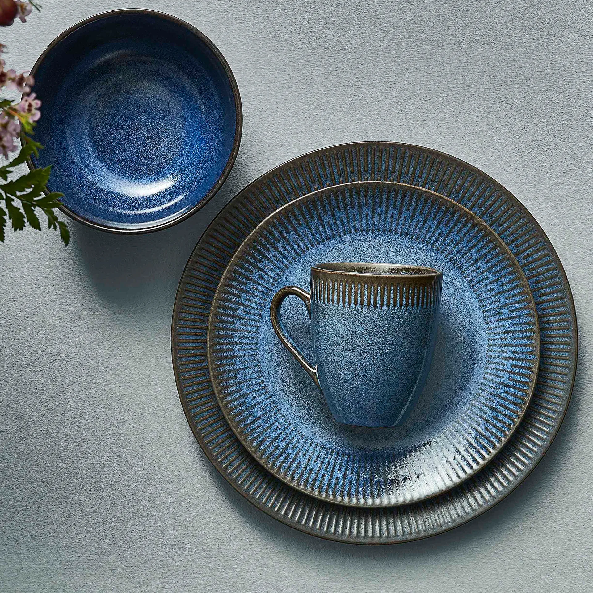 Relief mok 30 cl, Blauw Aida