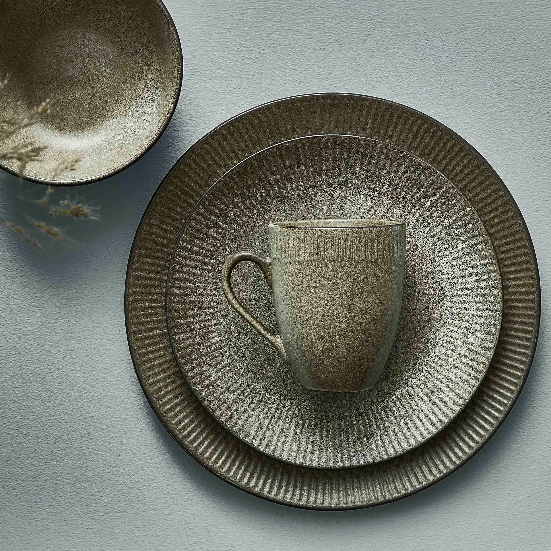 Relief mok 30 cl, grijs Aida