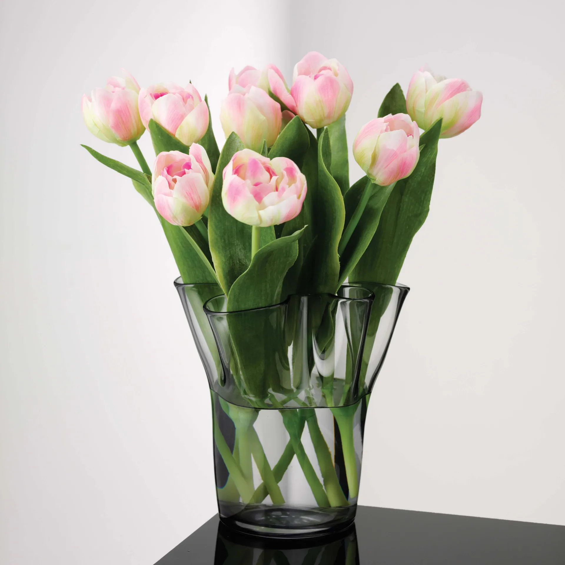 Tulip vaas 20 cm, Smoke Aida