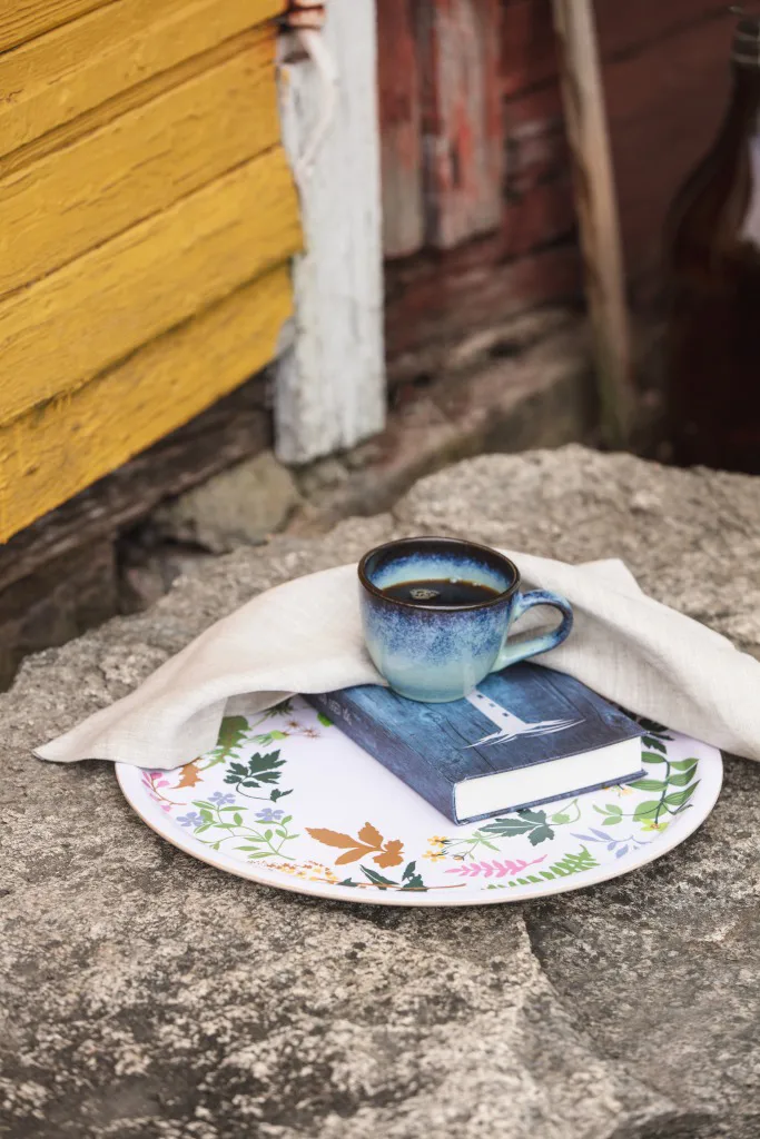 Ängsö dienblad Ø38 cm, Multi-beige Almedahls