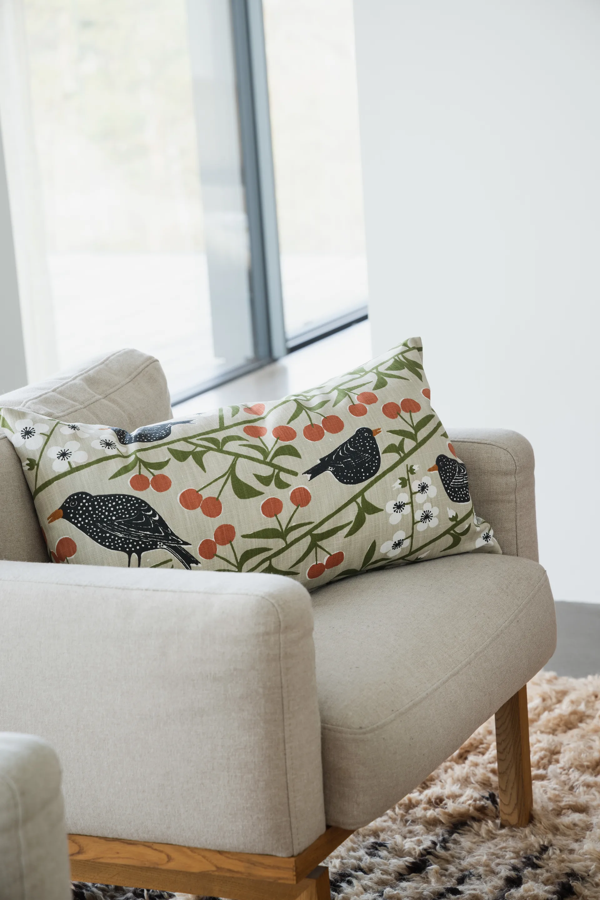 Kersenboomtuin kussenhoes, Beige, 40x70 cm Almedahls