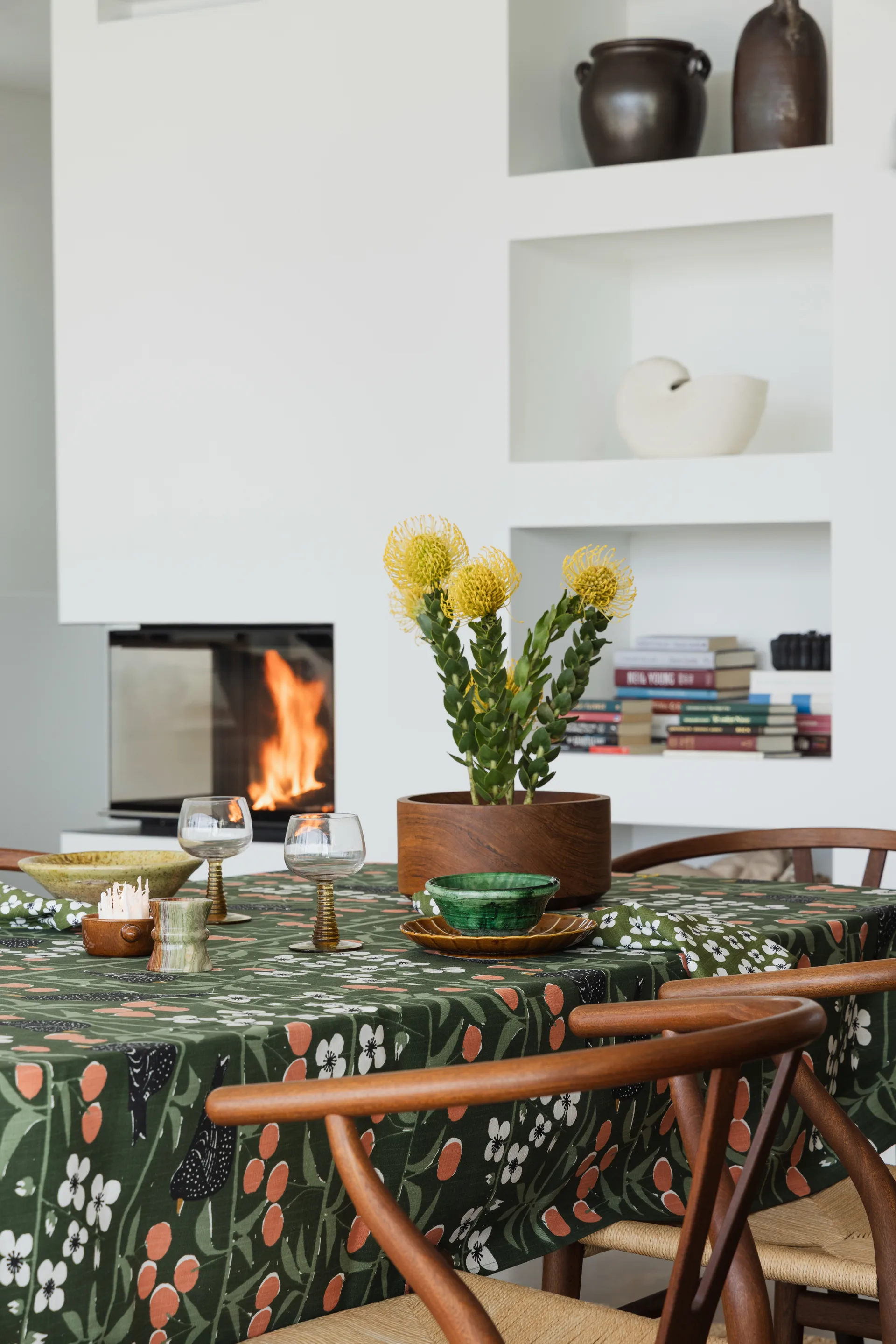 Kersenboomtuin tafelkleed, Donkergroen, 145x250 cm Almedahls