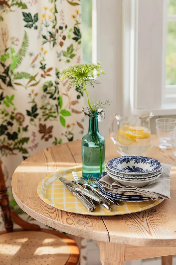 Kristina dienblad Ø38 cm, Geel Almedahls