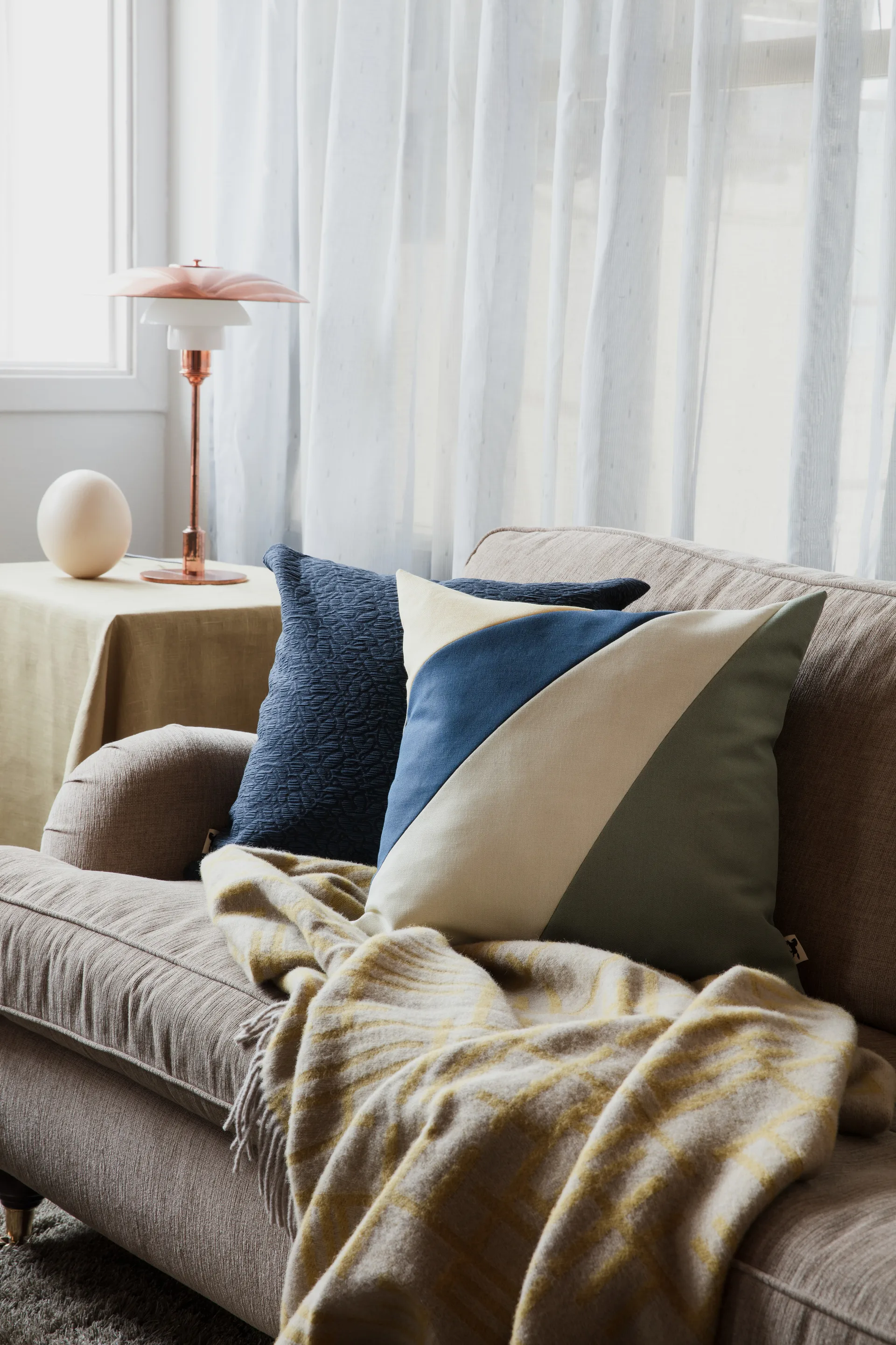 Livia kussenhoes 50x50 cm, Donkerblauw Almedahls