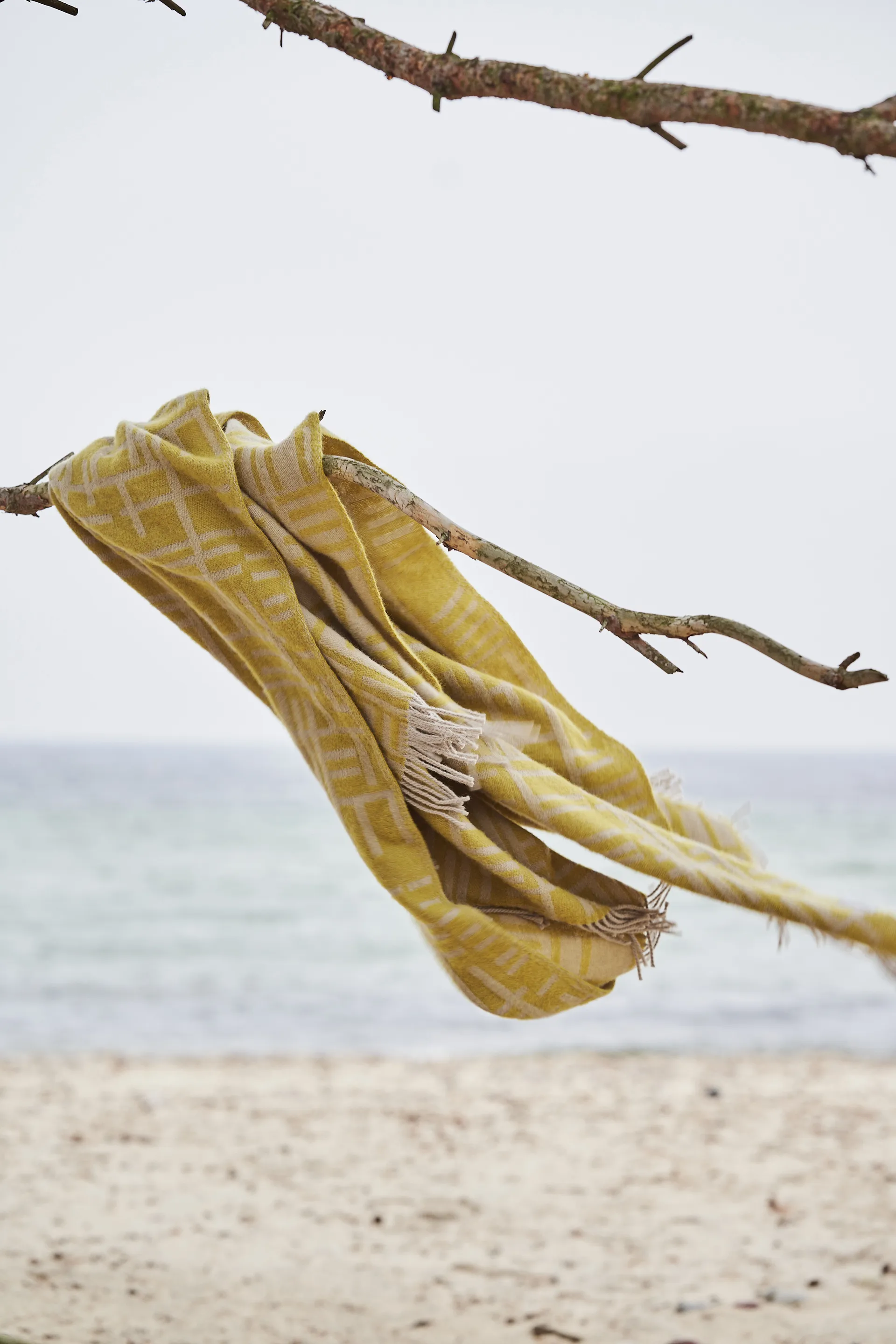 Pickepin plaid 130x170 cm, Olijf (geel) Almedahls