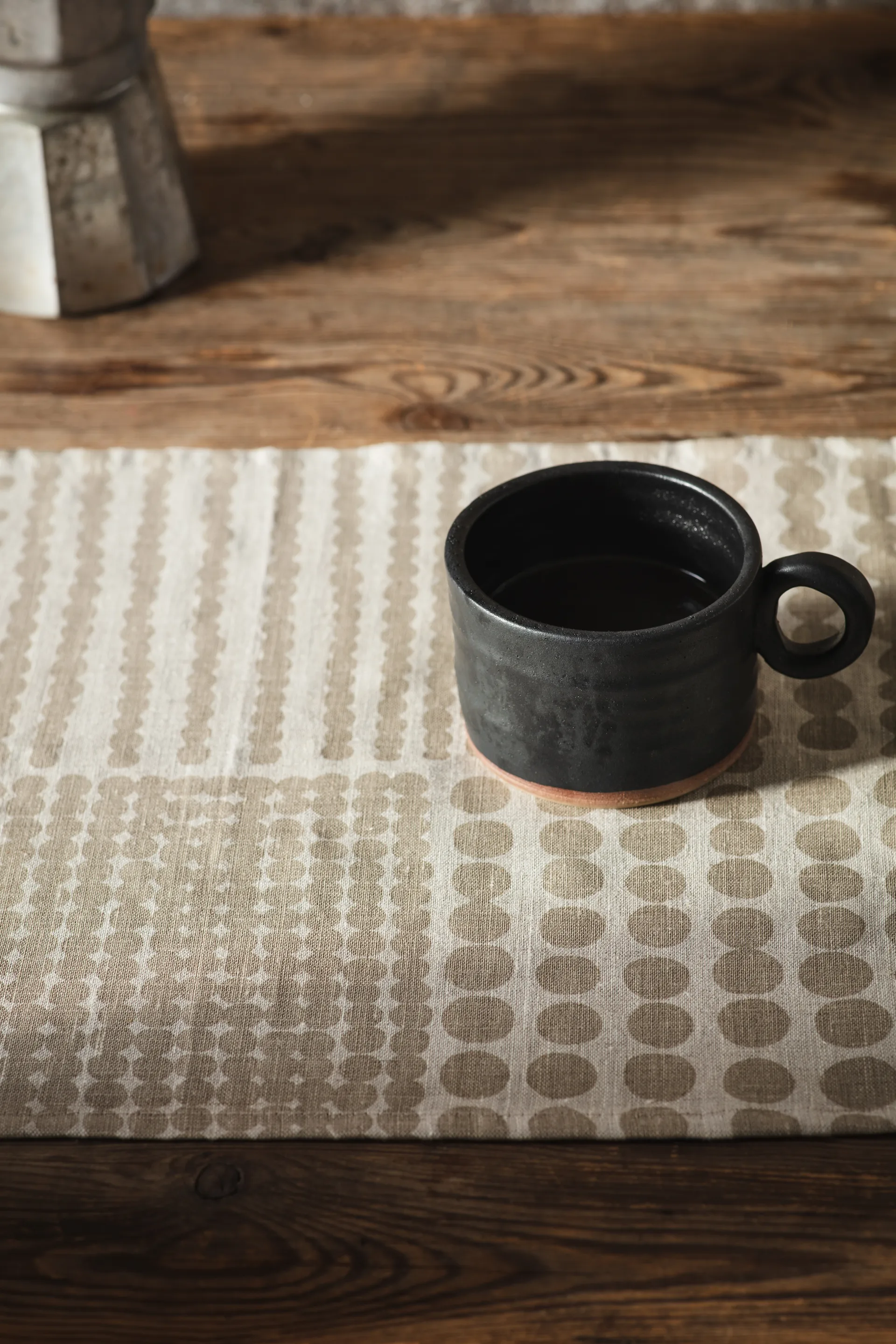 Pricktyg placemat 34x45 cm, Natuur-taupe Almedahls