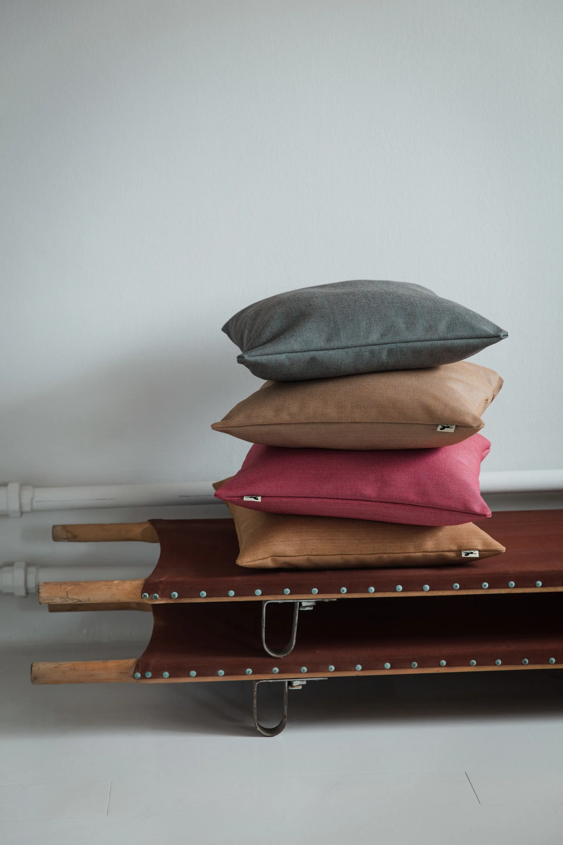 Twist kussenhoes 50x50 cm, Geel-oker Almedahls