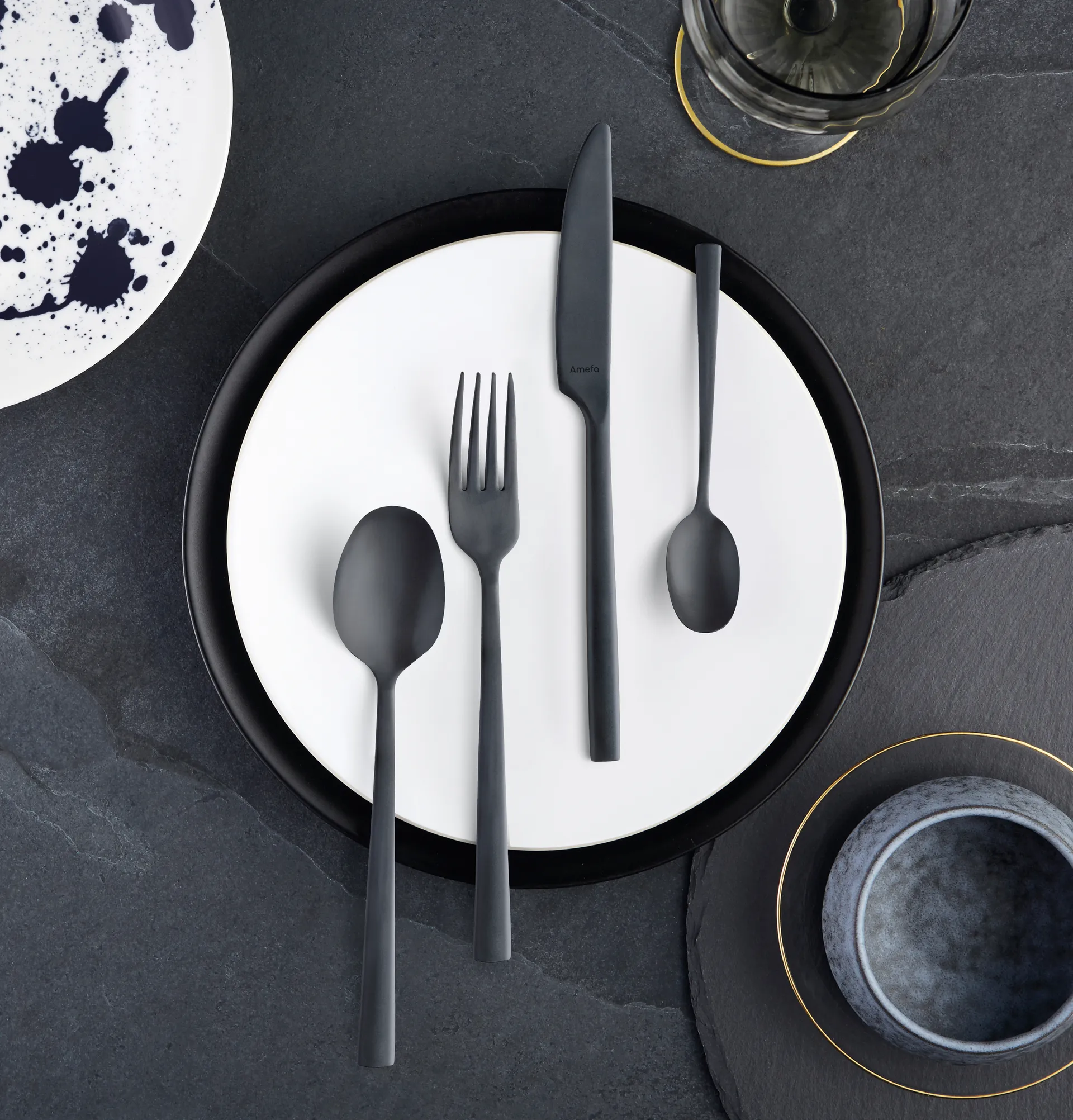 Manille Vintage bestekset 16 delen, Zwart Amefa