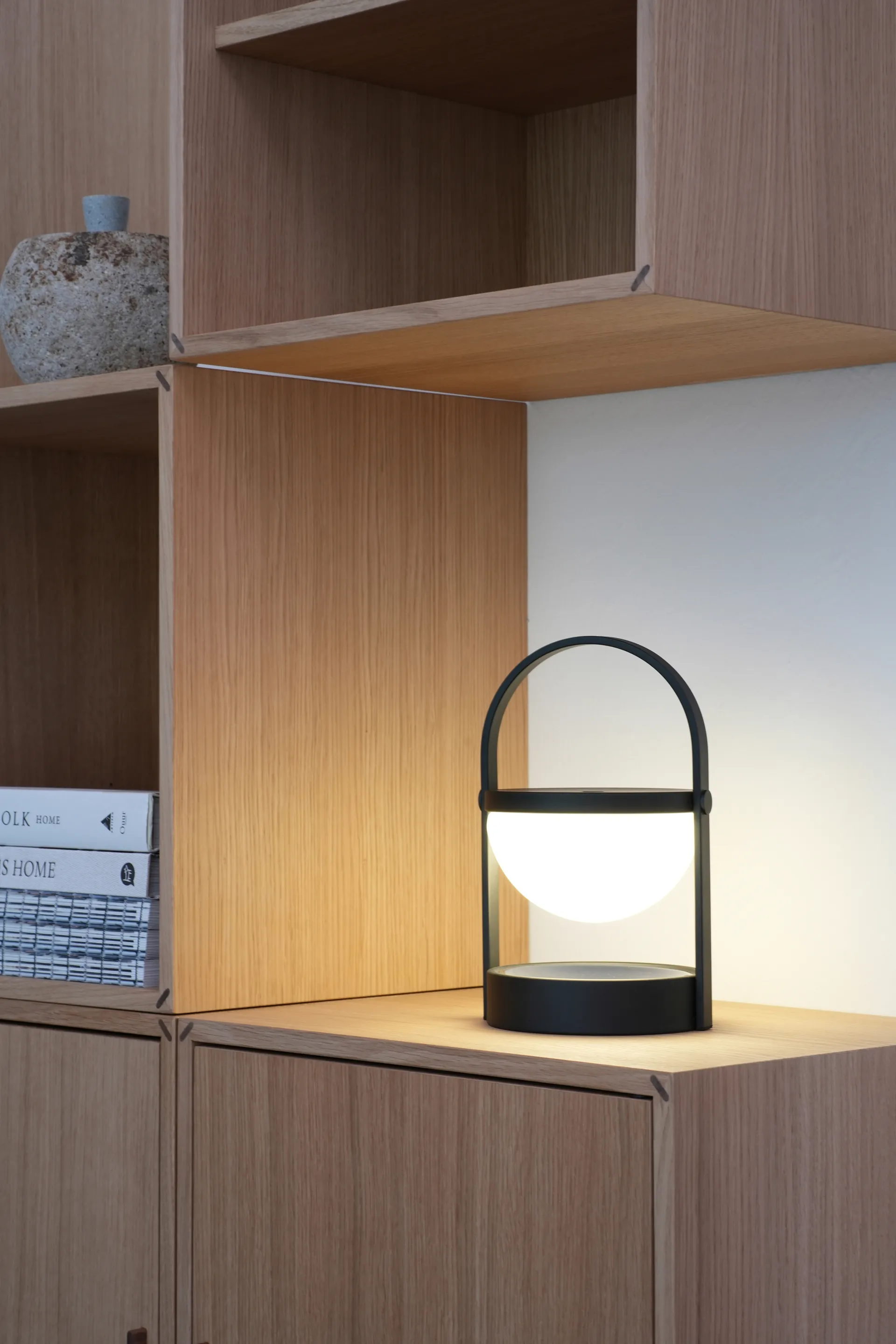 A-Flash draagbare tafellamp 22 cm, Black Andersen Furniture