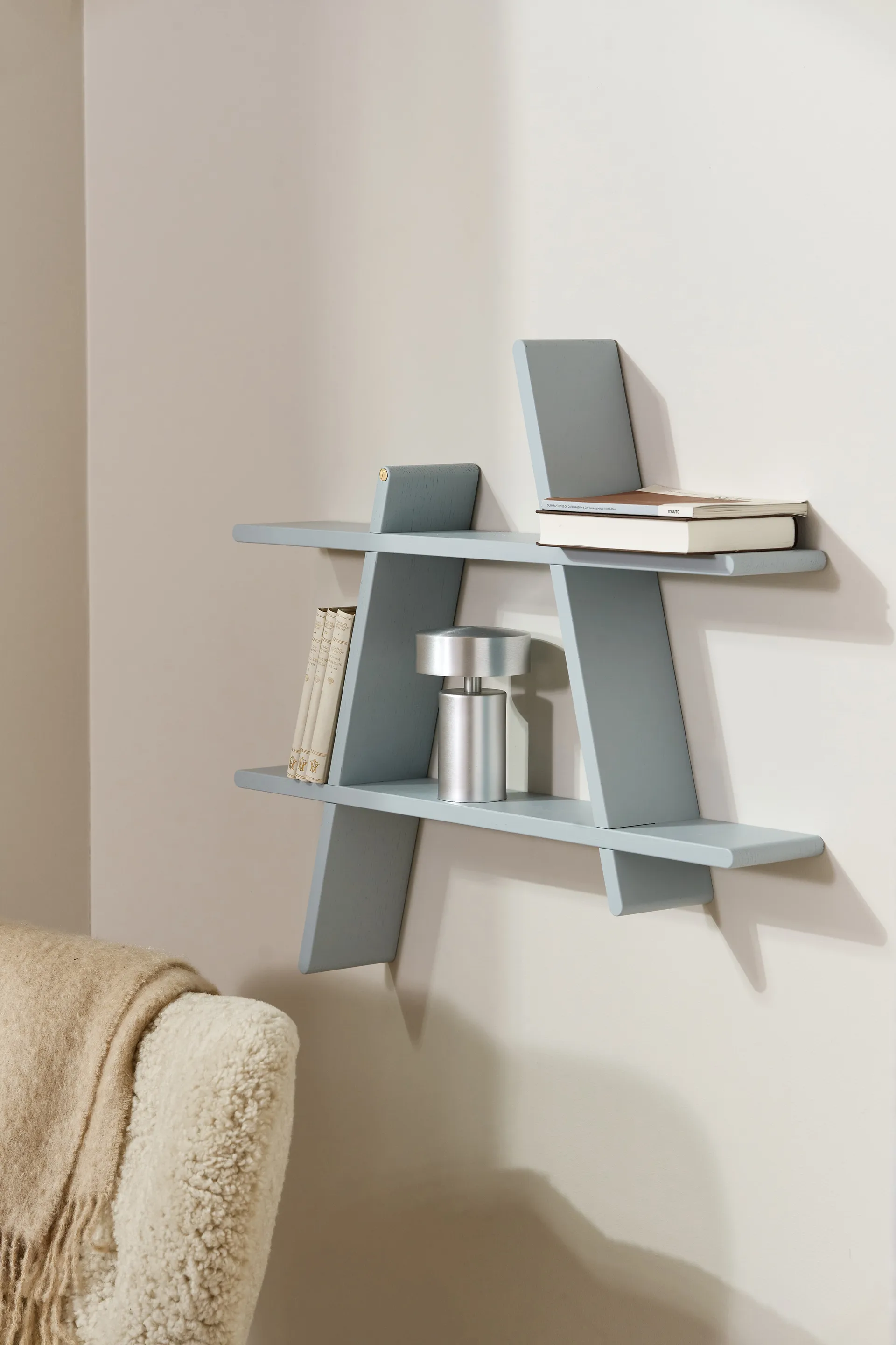 A-Shelf wandplank Special Edition, Grey blue L 78x12x67 cm Andersen Furniture