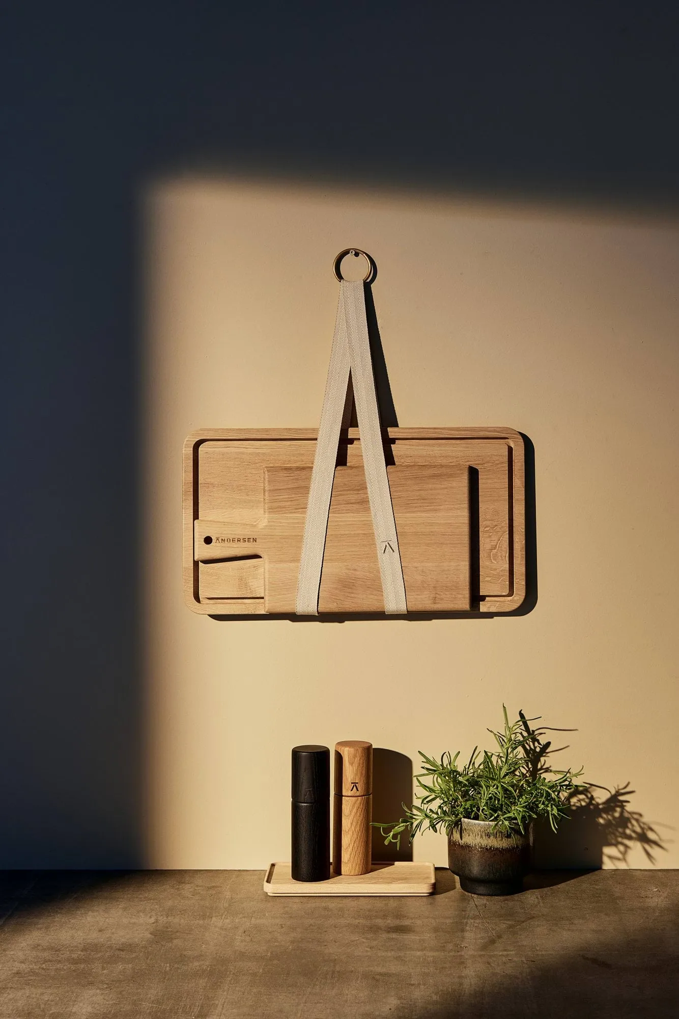 Andersen dienbladhouder, Katoen-messing Andersen Furniture